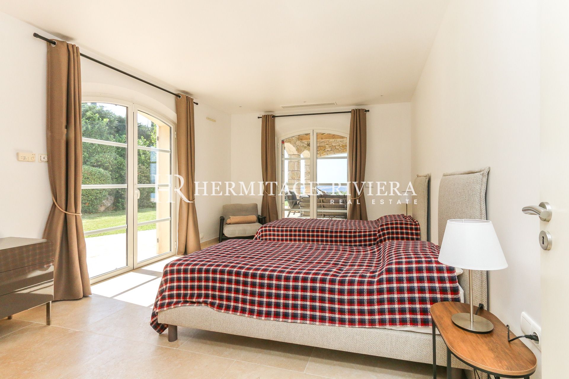 Villa i Saint-Paul-de-Vence Privat ejendom - Havudsigt - Flad have - Pool  (billede 23)
