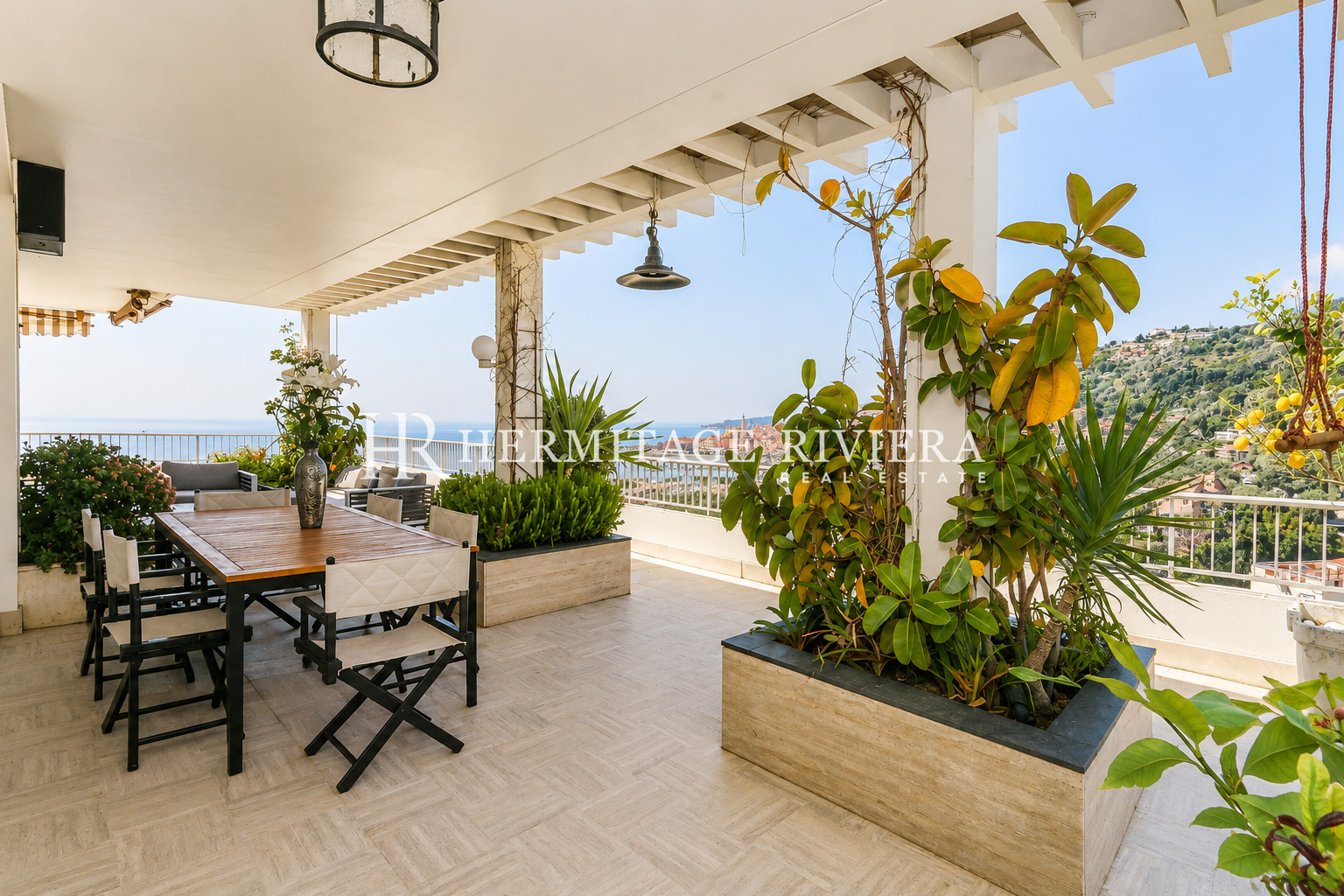 Penthouse in Menton Garavan Penthouse - Breathtaking panoramic sea views - Terrace  (image 14)