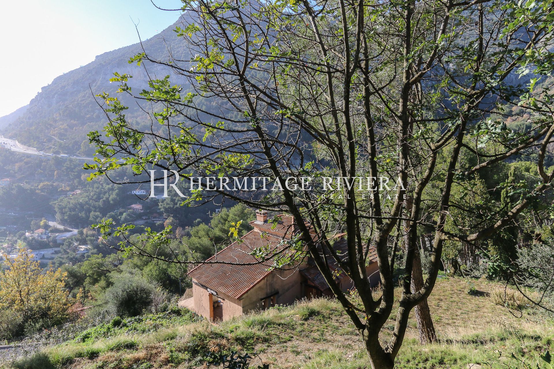 To renovate with permit - Sea view (image 7)