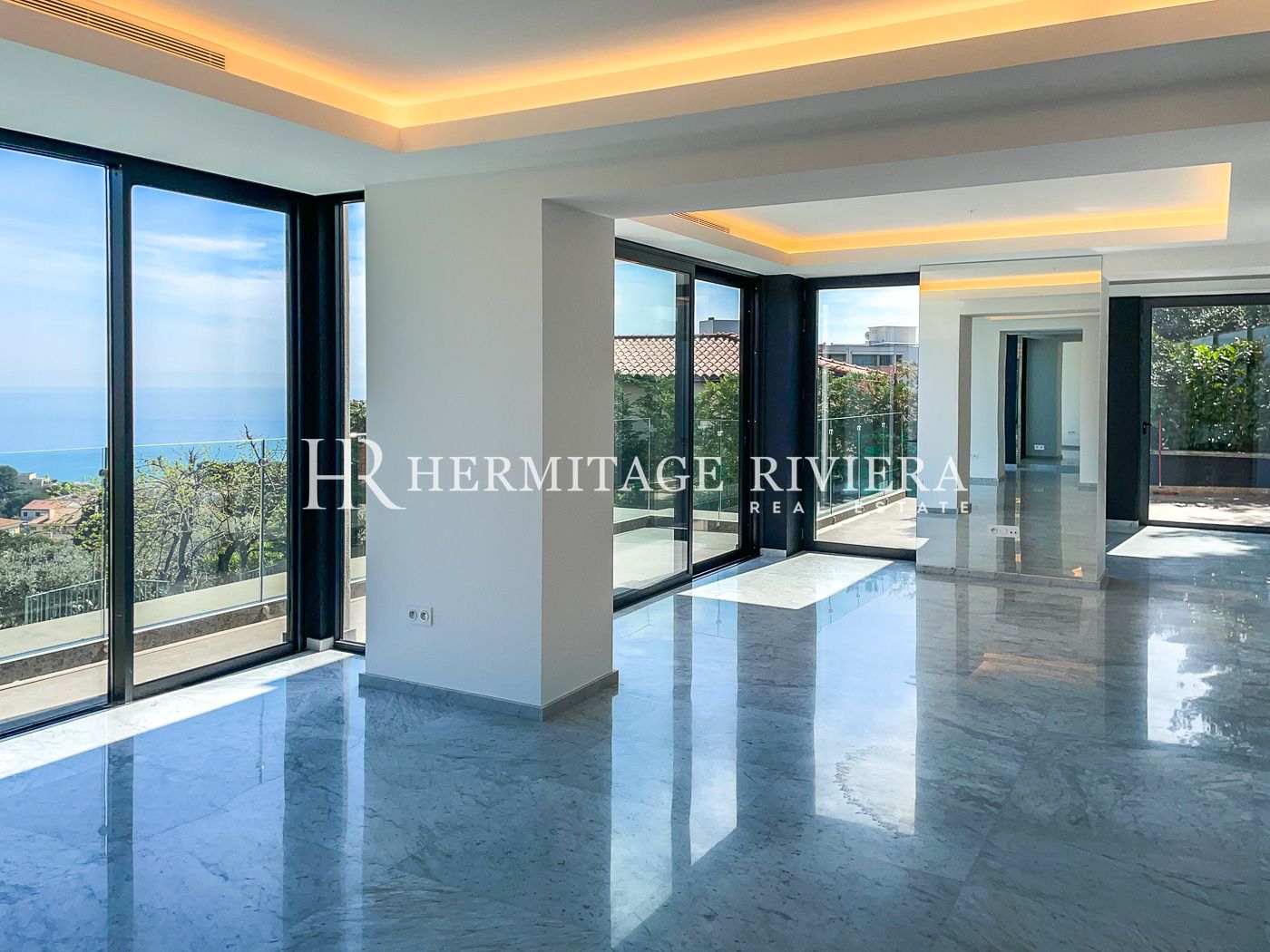 Luxurious modern villa - Pool - Sea view (image 4)