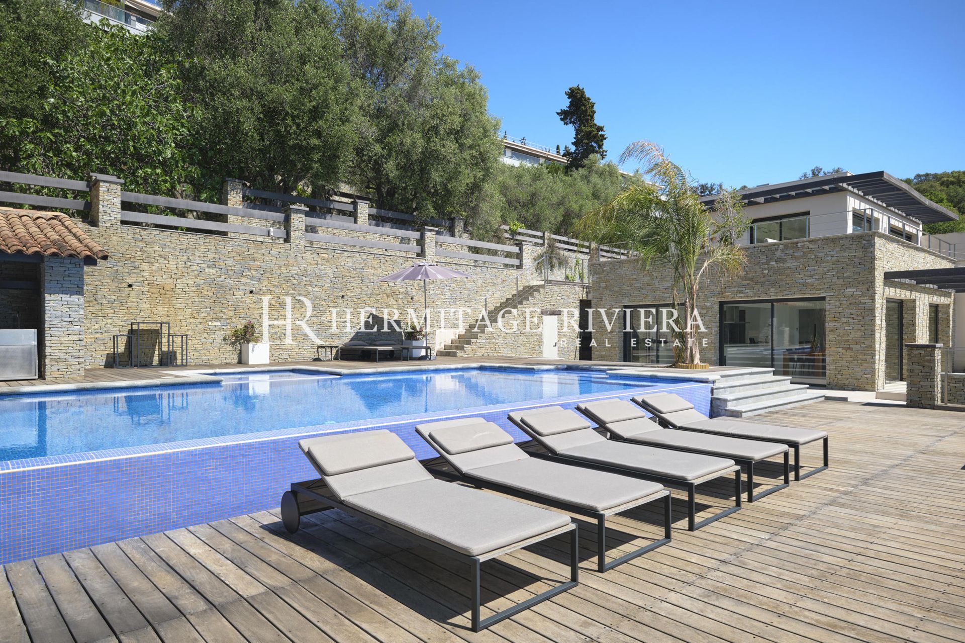 Propiedad moderna - Vistas al mar - Piscina (imagen 33)