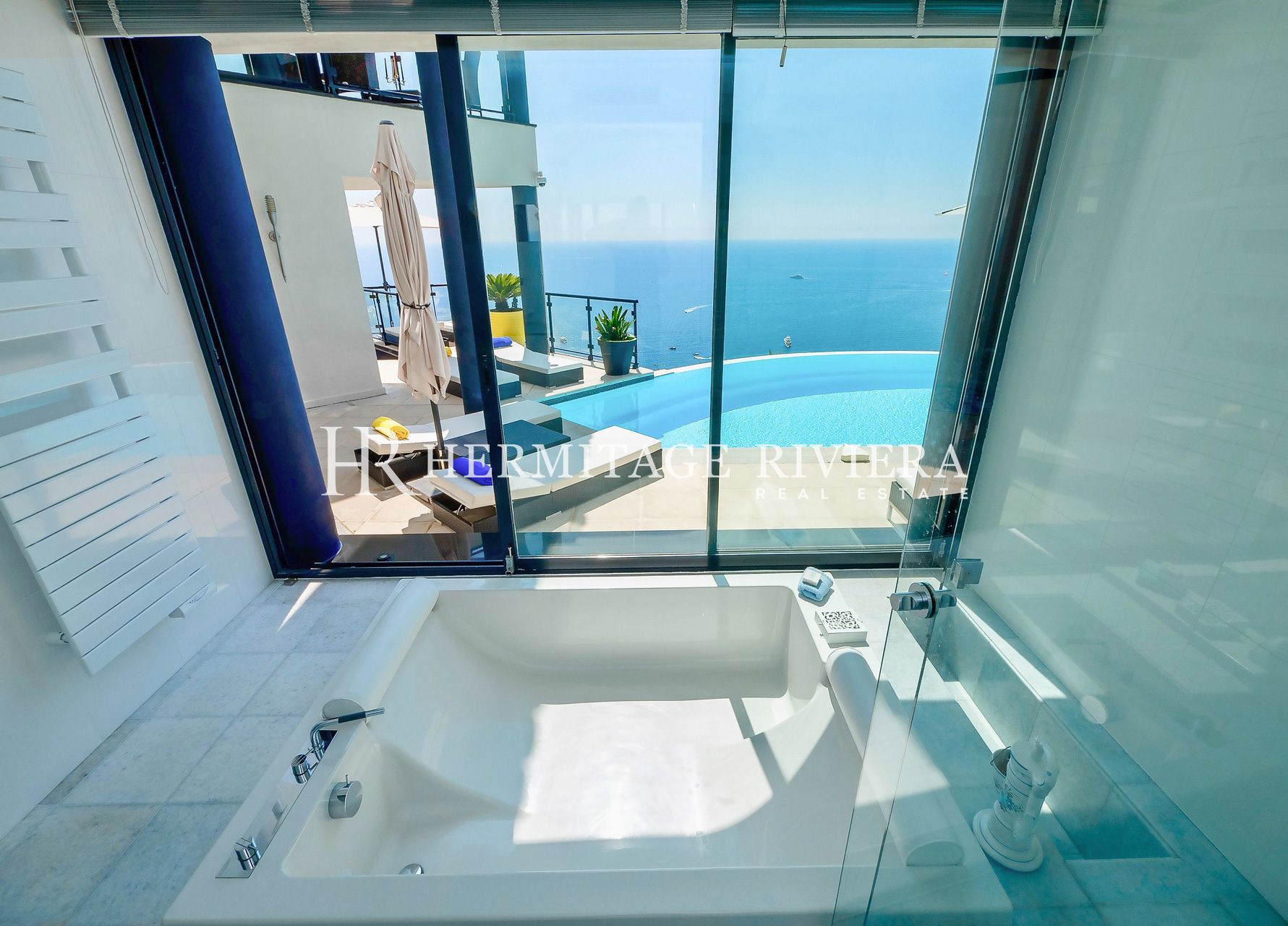 Villa moderna - Vista panoramica sul mare - Piscina (immagine 15)