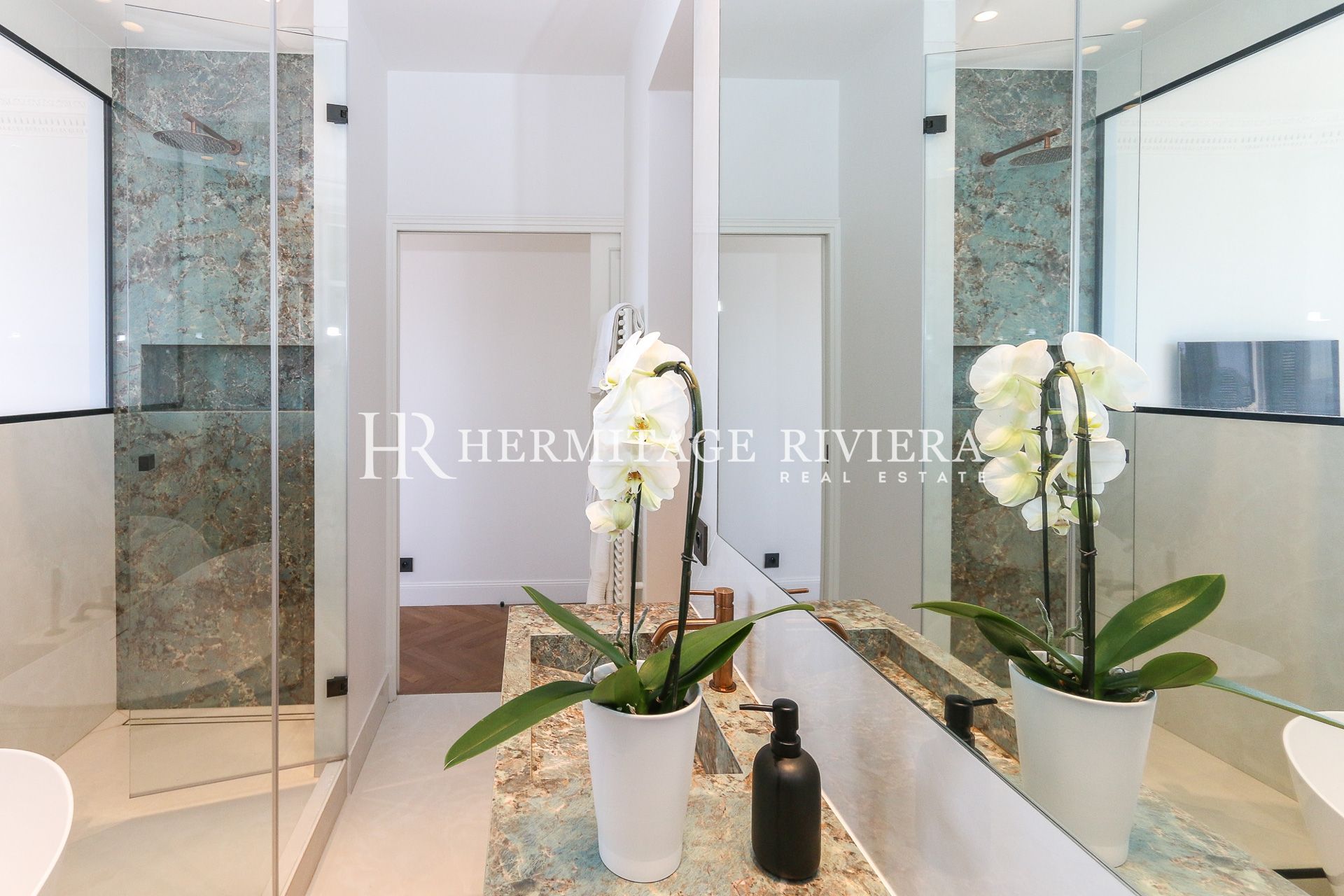 优雅的别墅,享有壮丽的景色 (图片 22)