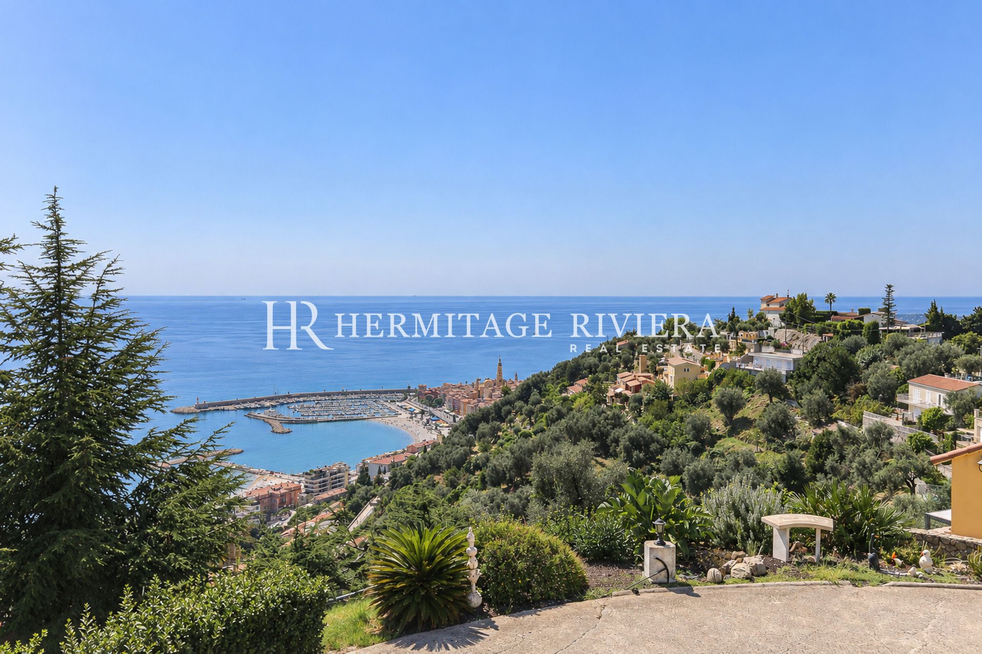 Villa à Menton Garavan Villa avec piscine et panorama à 360° - vues spectaculaires (image 20)