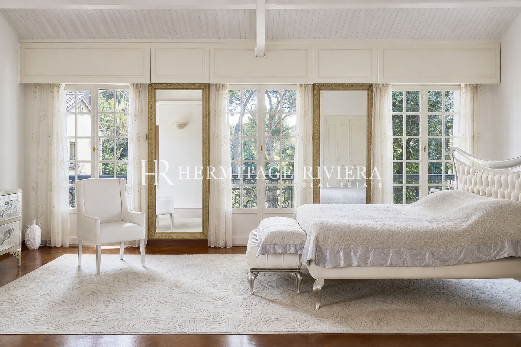 bedroom 1 of villa for sale in Cap-Martin