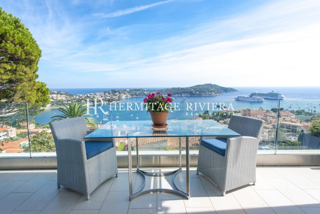 Contemporary villa - Stunning sea views - Pool (image 3)