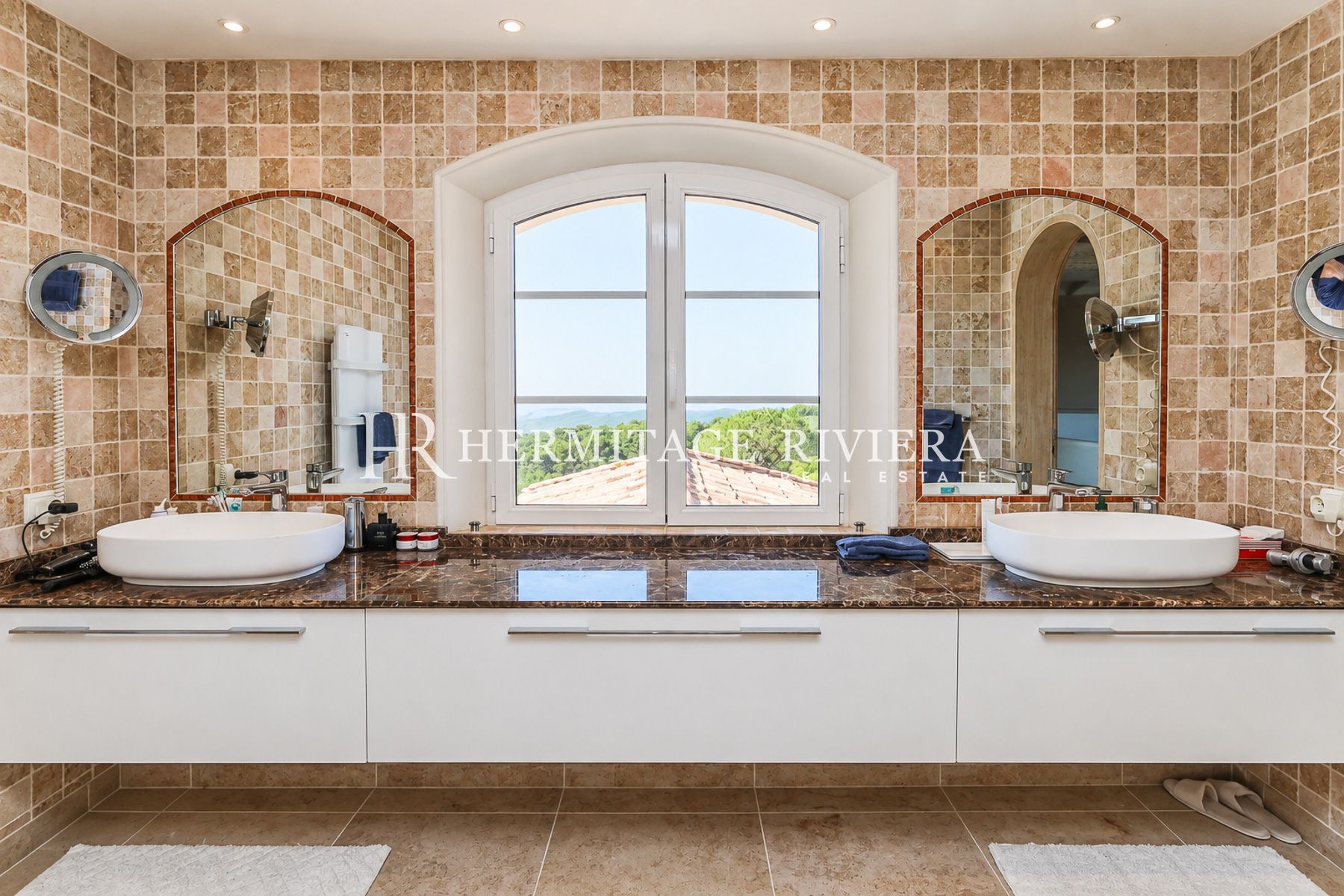 Villa i La Colle-sur-Loup Privat eiendom - Havutsikt - Flat hage - Basseng  (bilde 25)