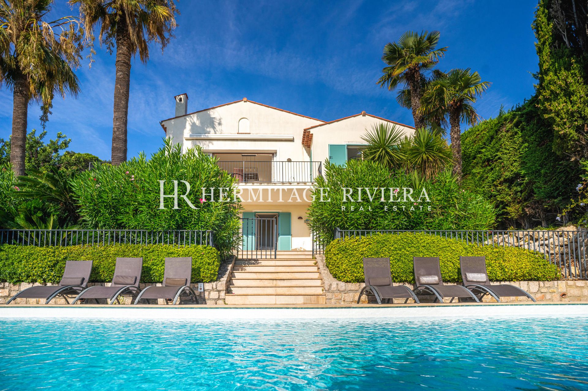 Villa provenzale vicino al lungomare (immagine 1)