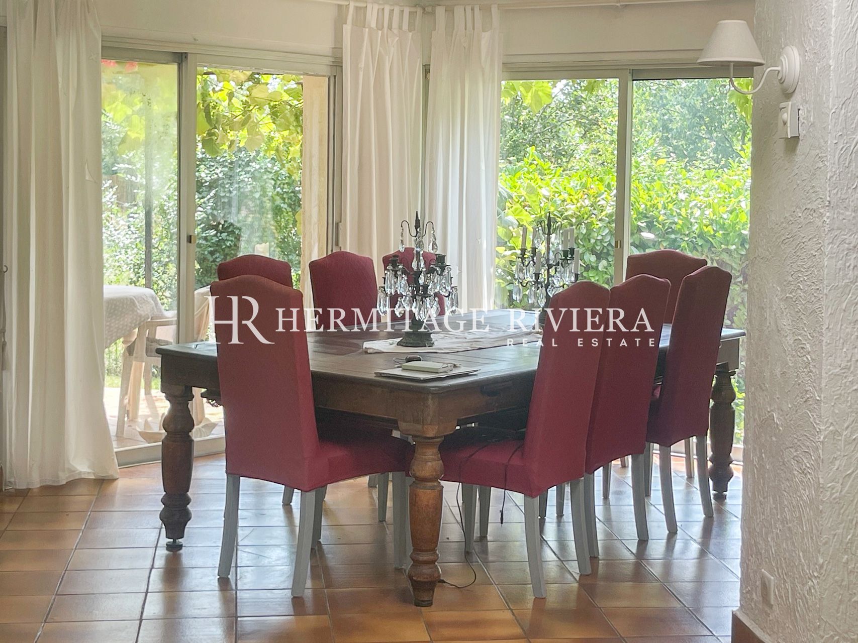 Villa i Vence Rummeligt hjem på rolig, flad og stor grund (billede 12)