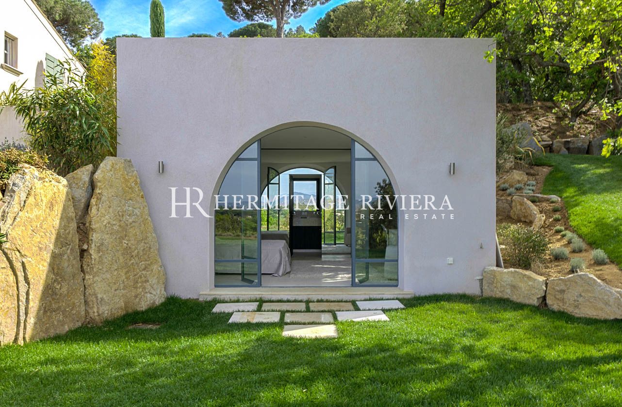 Luxury villa - Sea views - Pool (image 19)