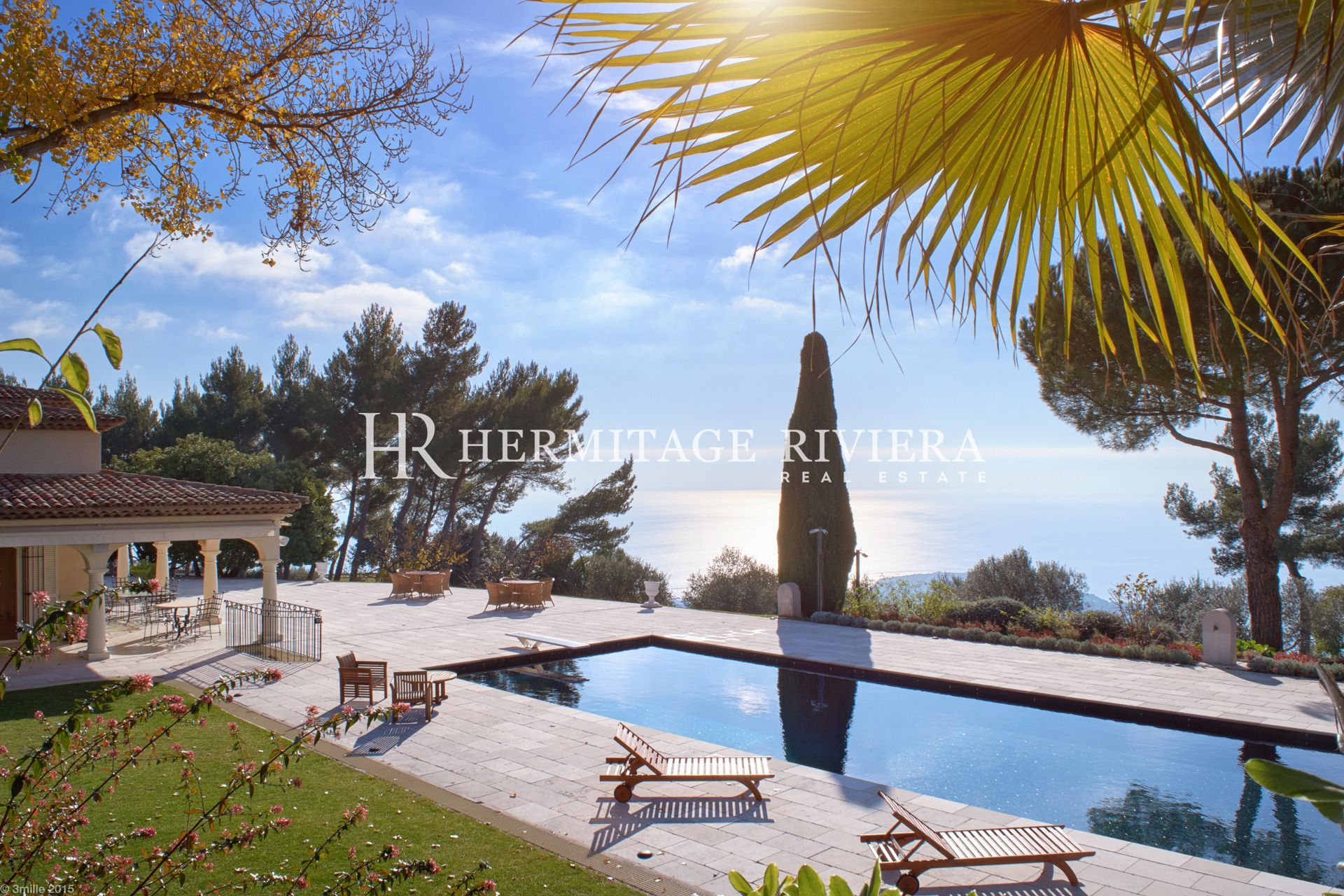 Stunning property - Tennis court - Football field - Heliport (image 3)