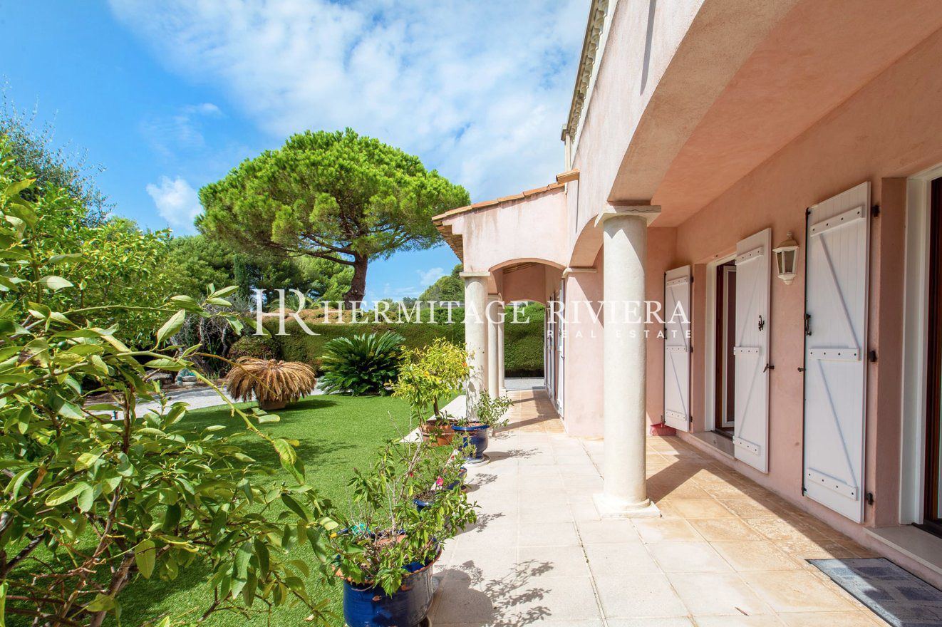 Сalm - Сlosed estate - Pool - Garden (image 3)