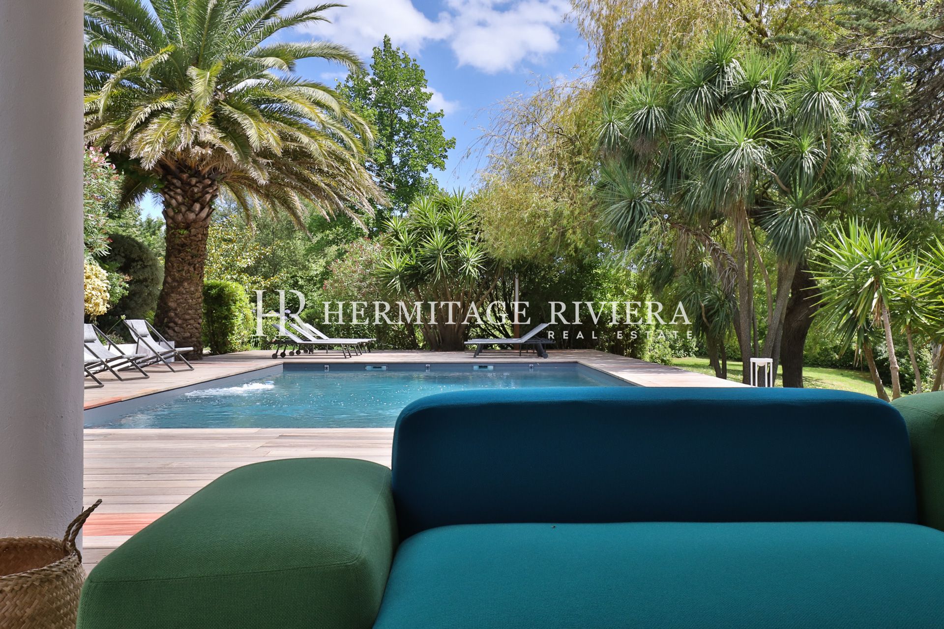 Property - 7 bedrooms - Cinema - Pool - Sea view (image 25)