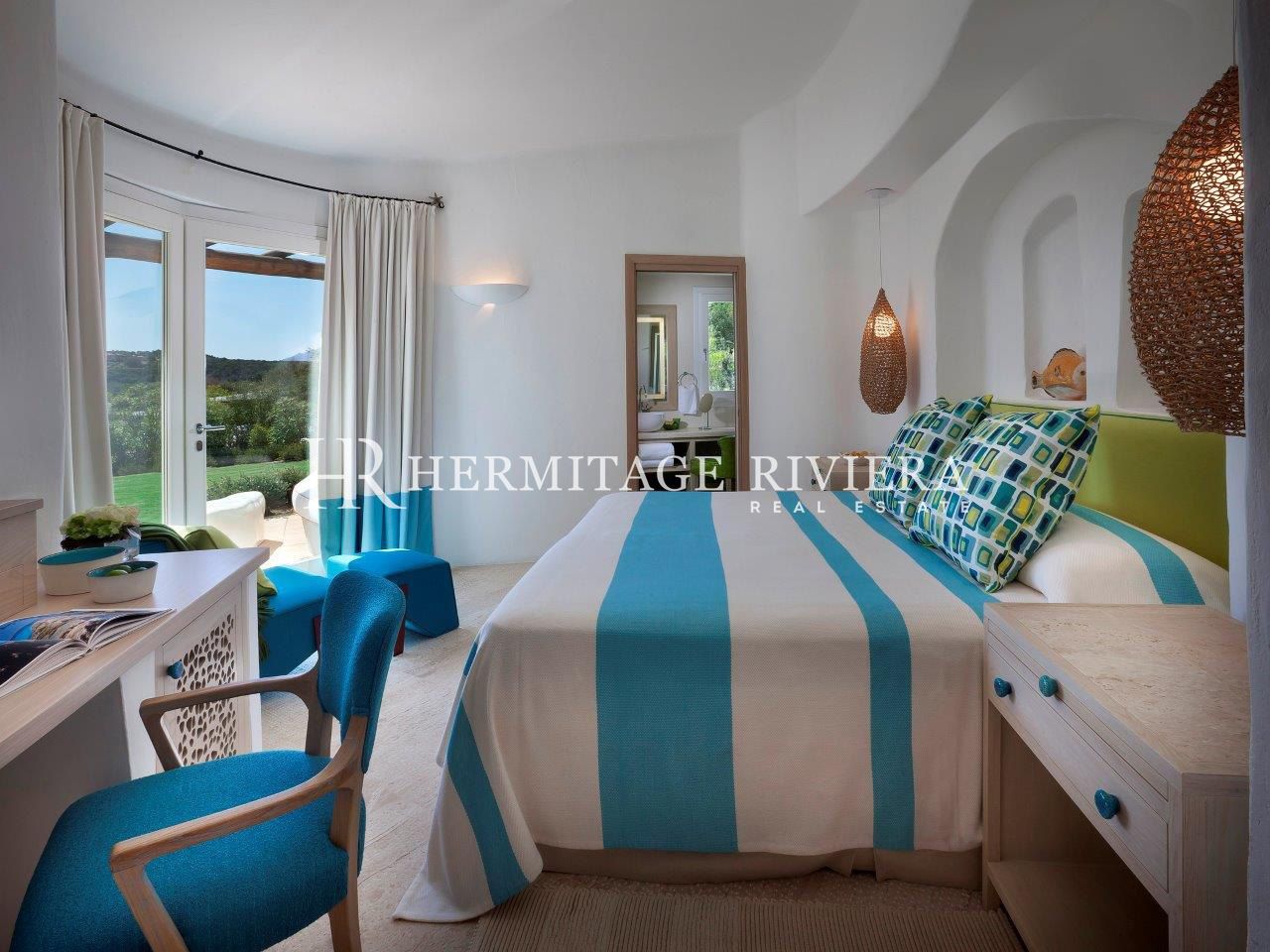Stunning views of the Romazzino bay - Pool (image 8)
