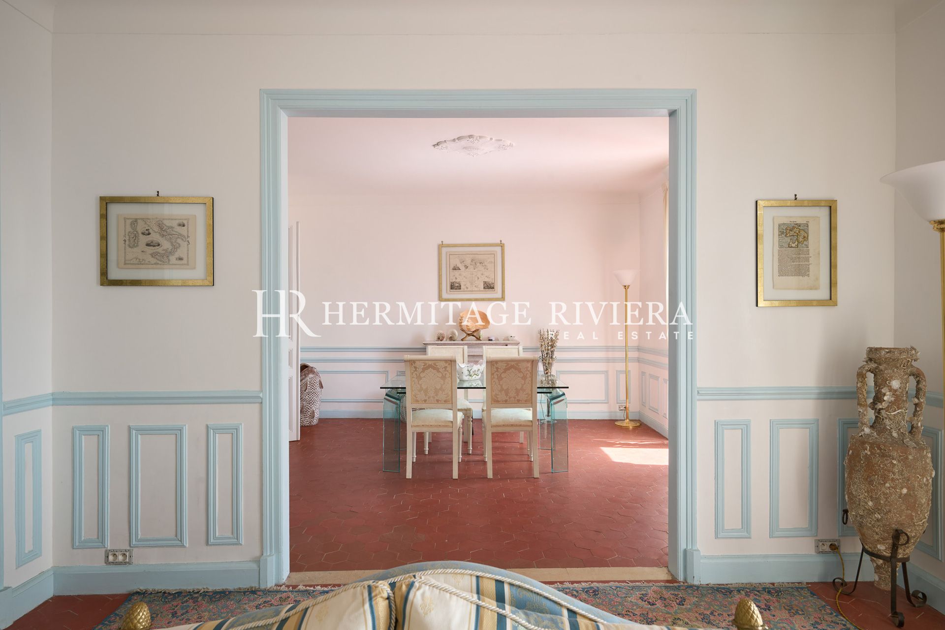 3 bedroom apartment - Historic residence - Overlooking the bay - Terrace (image 9)
