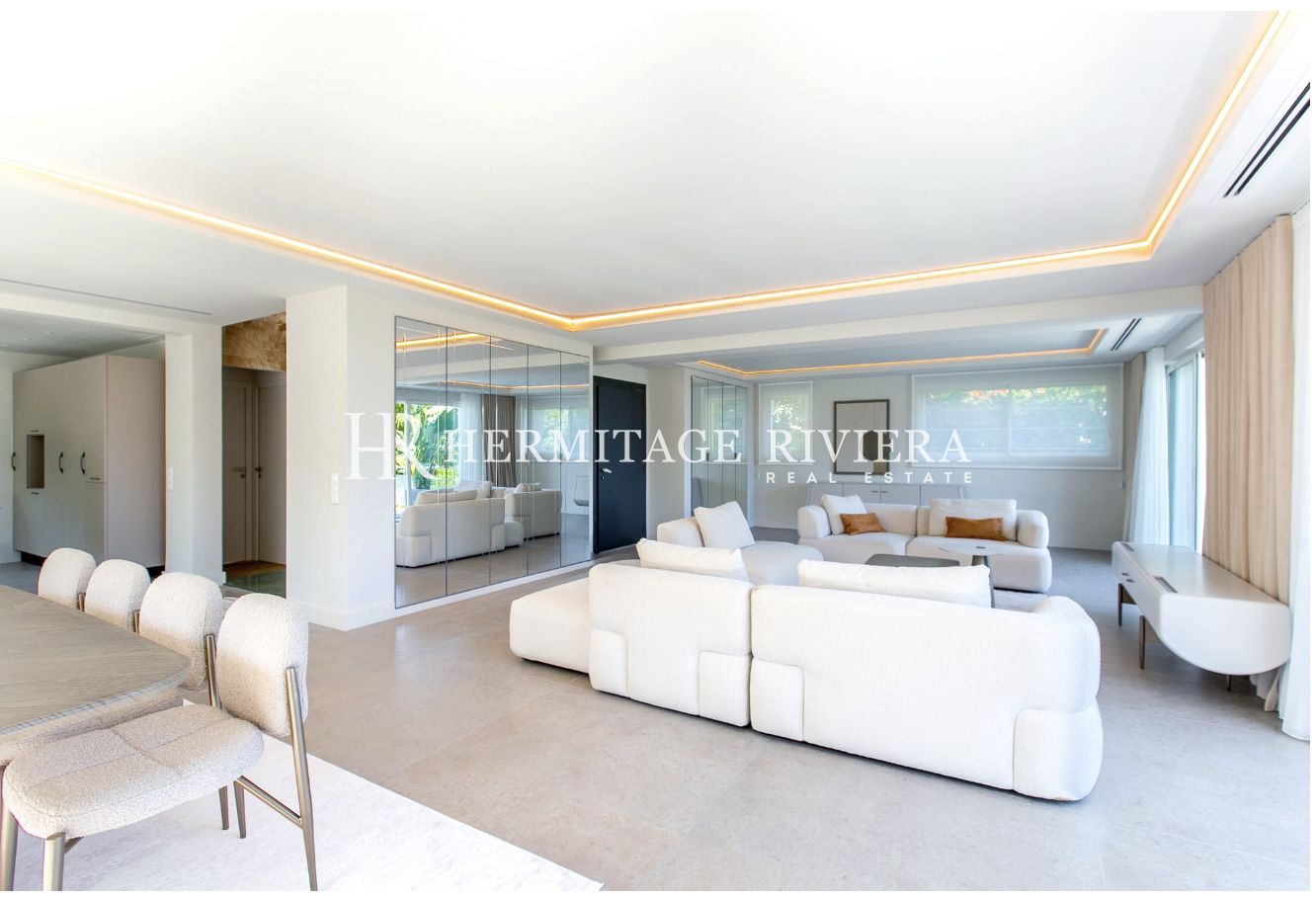 Contemporary Villa – Sea View – Pool – Close to Beach and Shops (image 4)