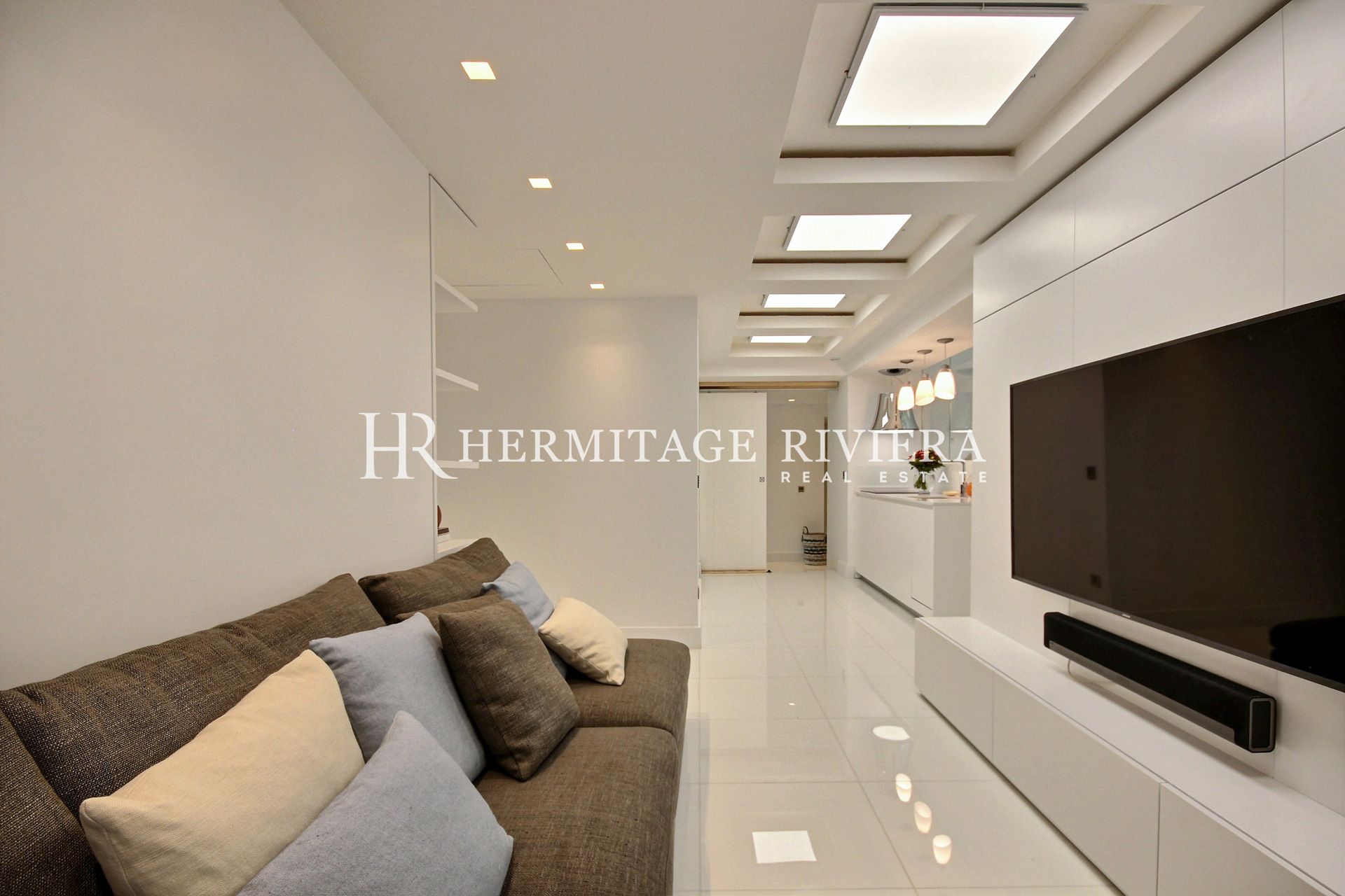 Modern villa - Sea view - Pool (image 13)