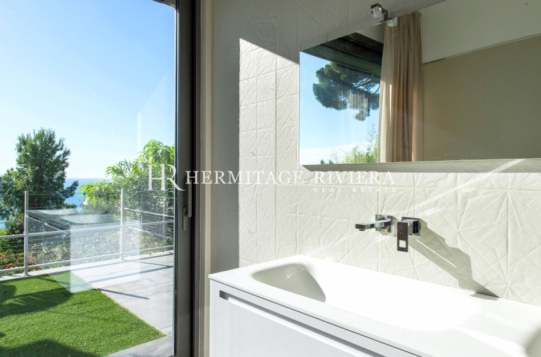 Modern villa - Сlose to Monaco - Pool - Se views (image 4)