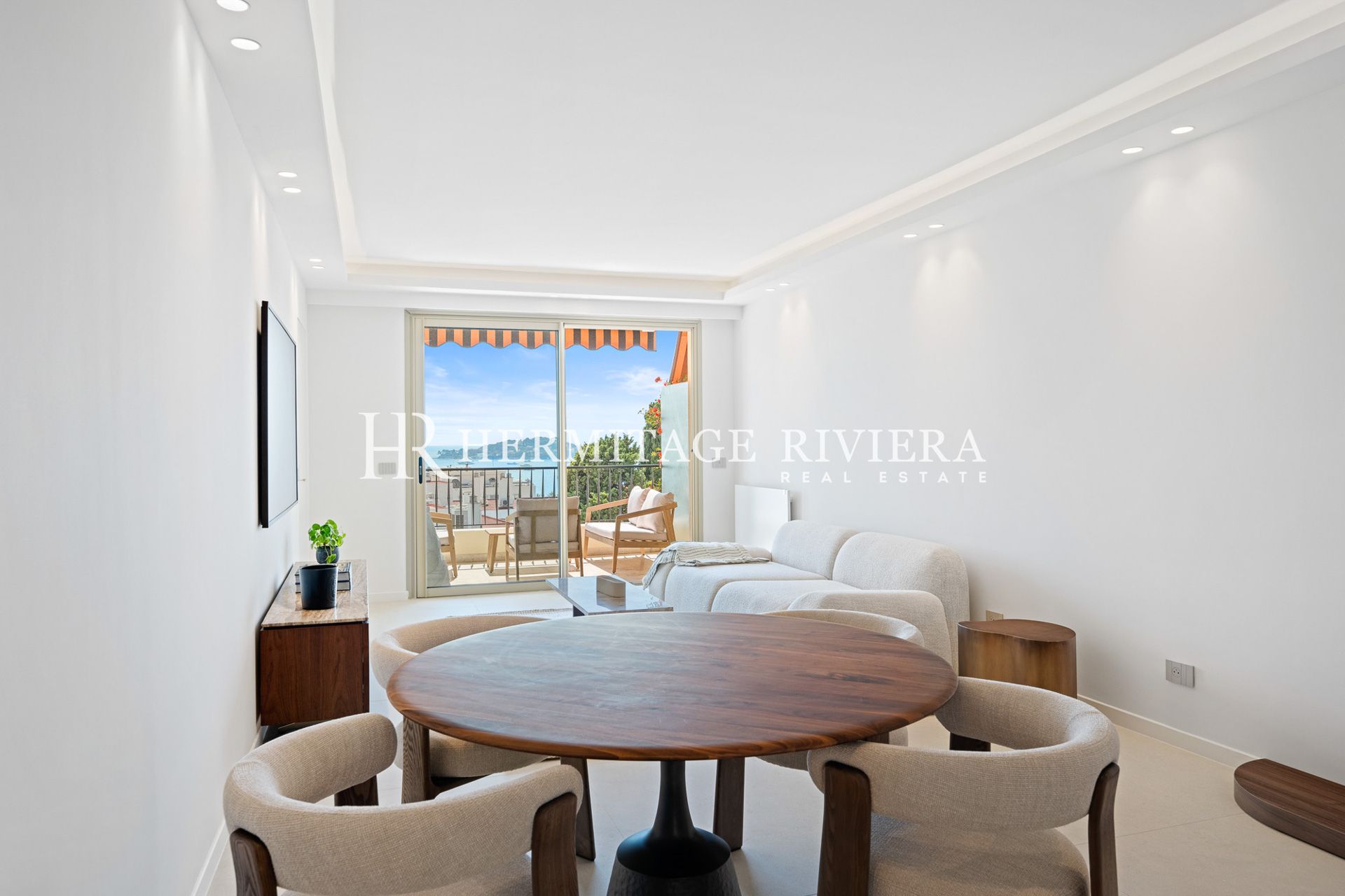 Apartamento reformado de 2 dormitorios - Centro - Terraza - Vistas al mar (imagen 9)