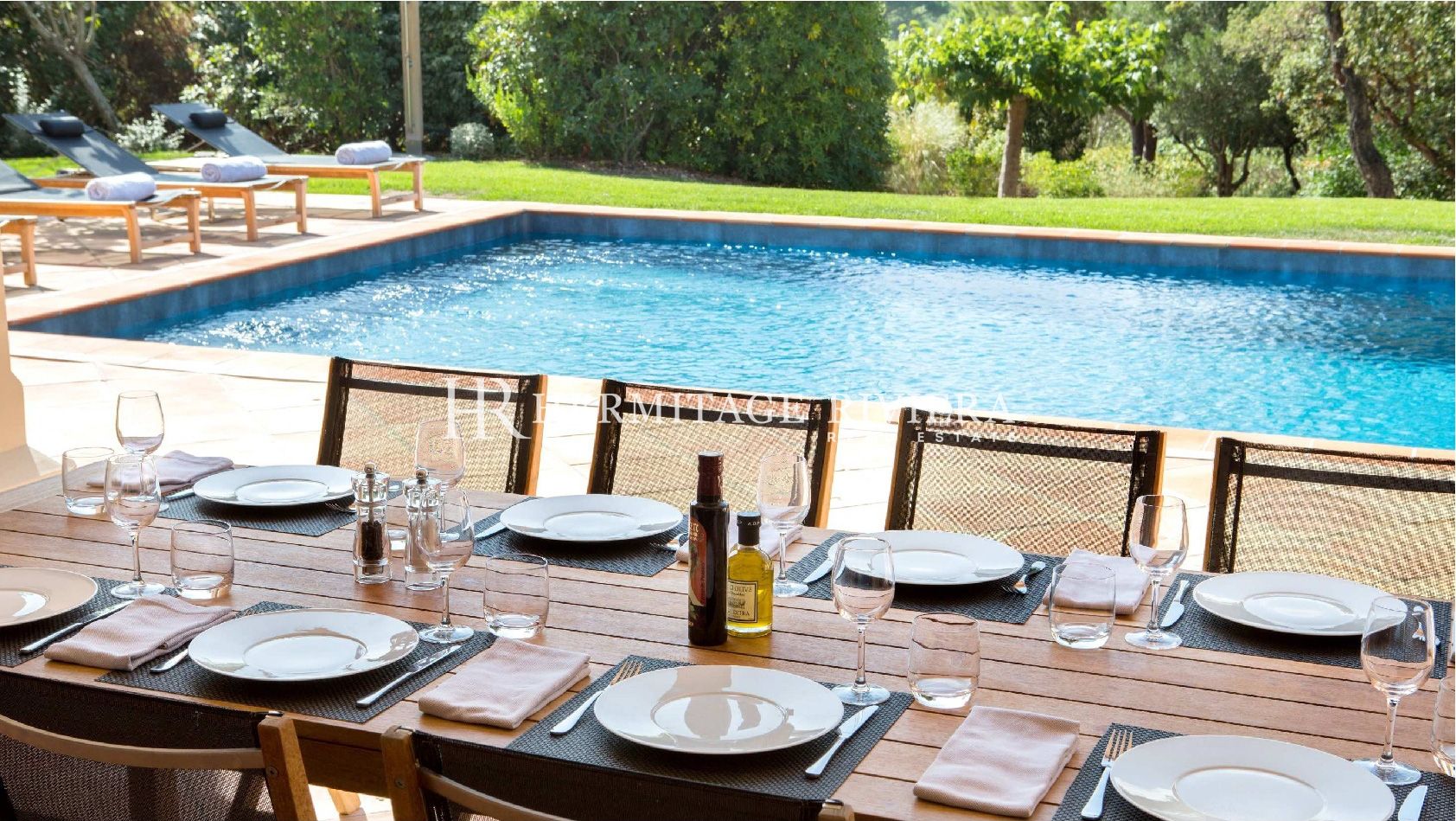 Villa mit Pool und Meerblick in geschlossener Wohnanlage (bild 4)