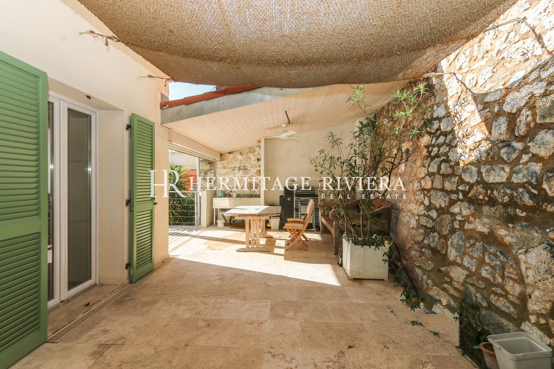 Villa reformada - Vista al mar - Cerca de playas (imagen 21)