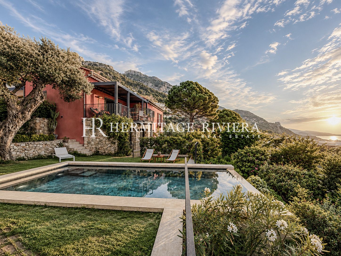 Villa i Beausoleil Moderne villa - pool - panoramaudsigt - tæt på Monaco (billede 1)