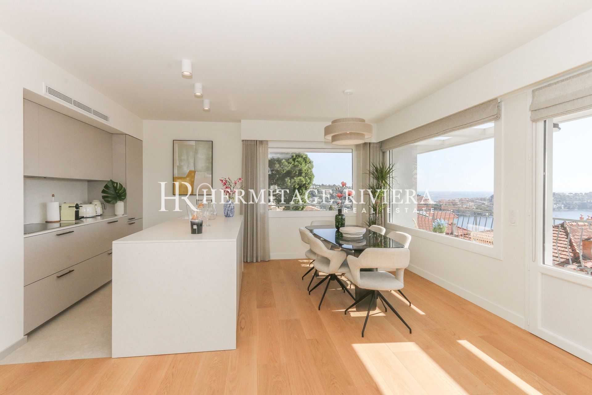 Renovated - Top floor apartment - Sea view -Terrace (image 10)