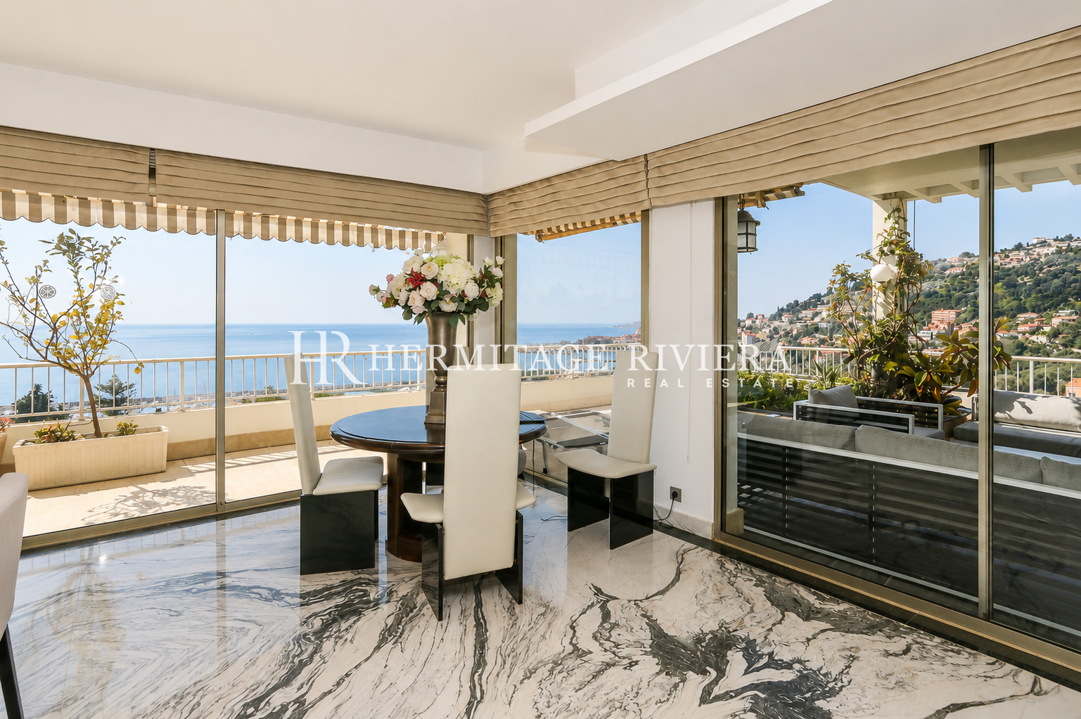 Penthouse in Menton Garavan Penthouse - Breathtaking panoramic sea views - Terrace  (image 13)