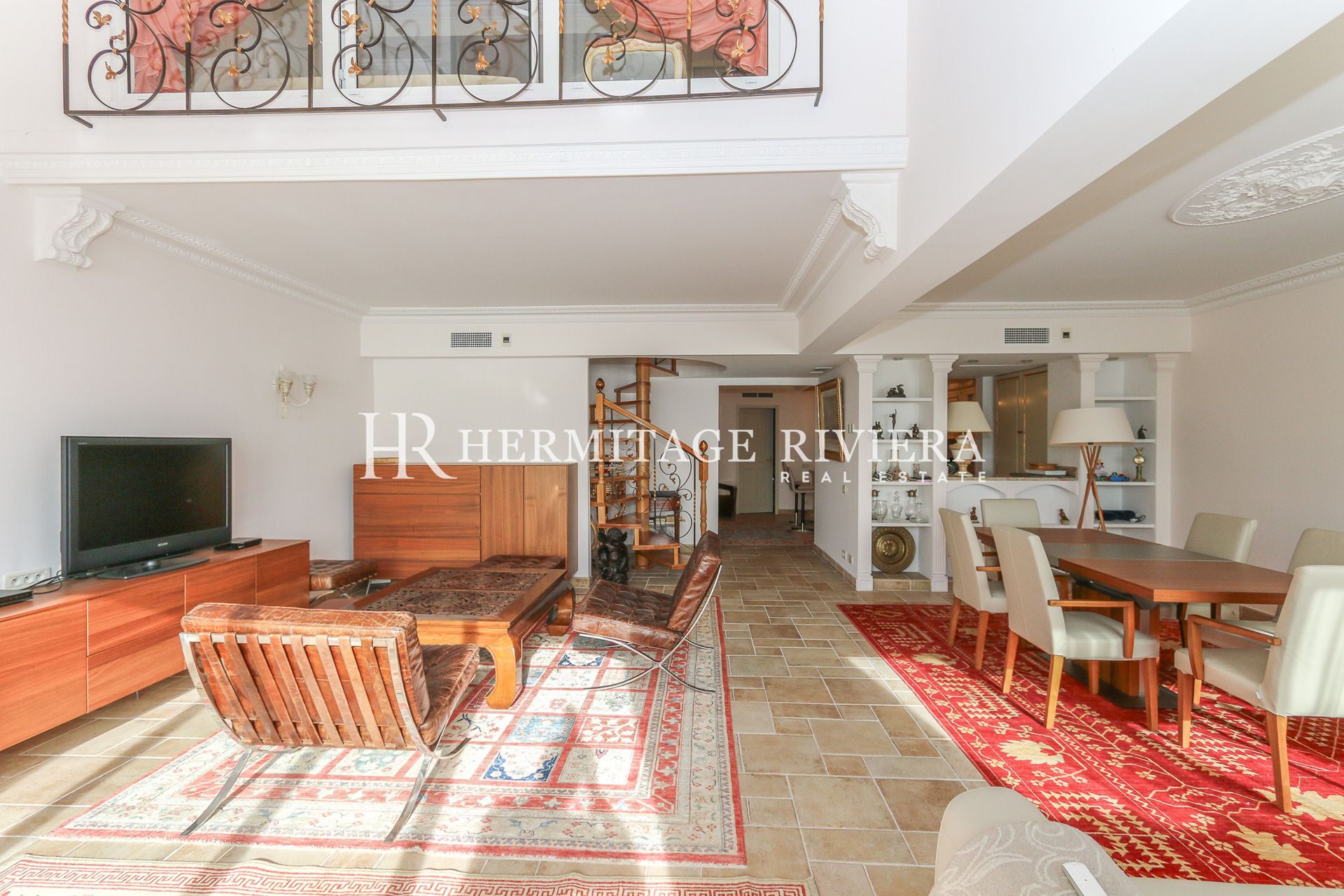 2 bedroom apartment - Duplex - View Monaco - Pool (image 6)