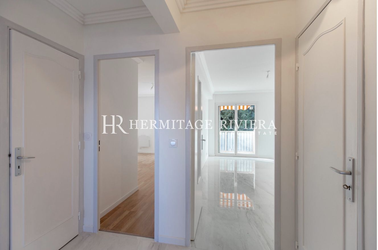 2 bedroom apartment - Renovated - Sea view (image 2)