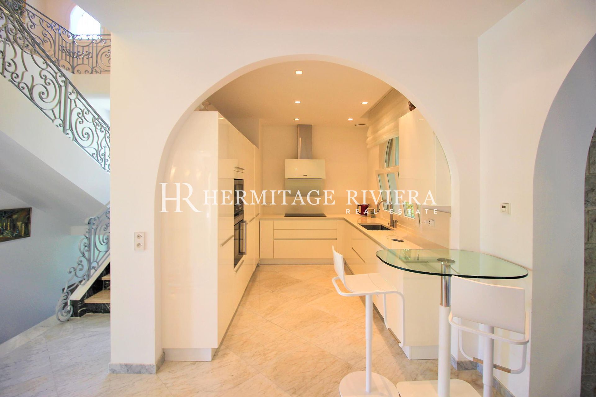 优质房产 - 全海景 - 游泳池 - 平坦花园 (图片 6)