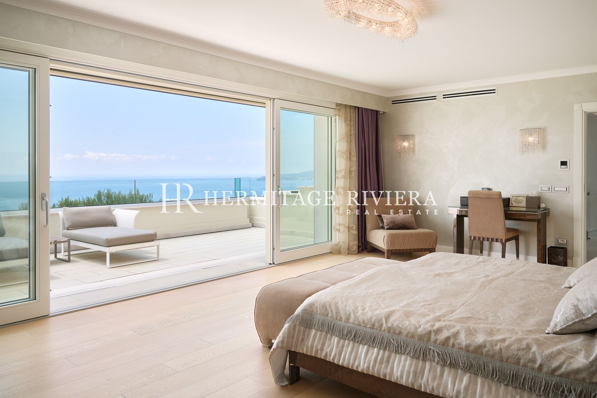 Владение из двух современных вилл - Вид на море - Бассейн (изображение 22)