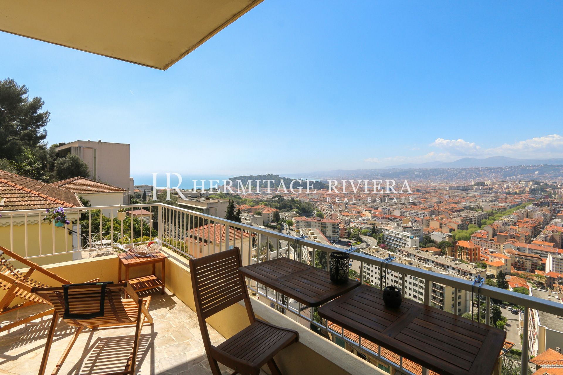 Apartment in Nice Mont Boron Apartment with terrace and sea view (image 2)
