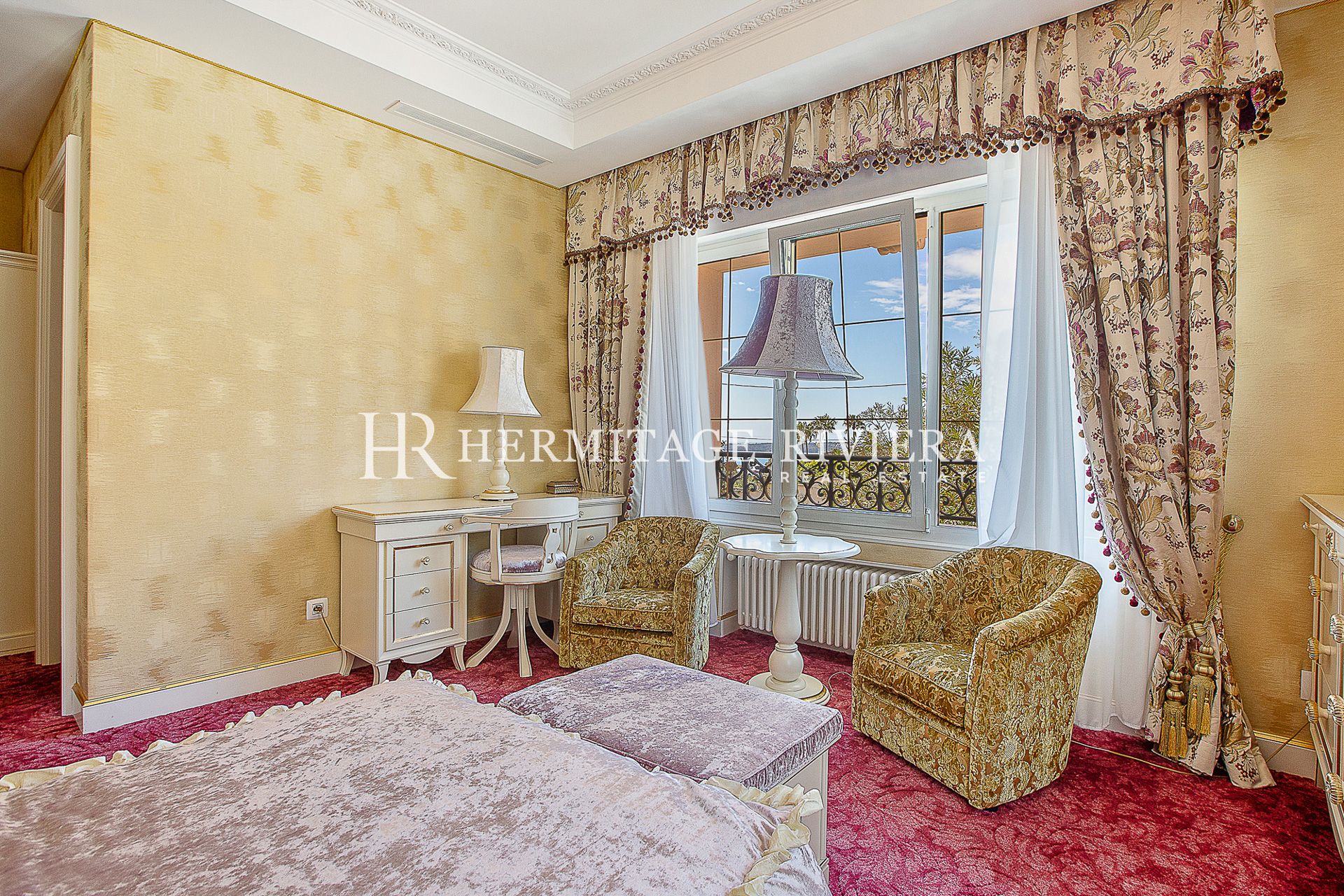 Exception prestigious property - Flat garden - Pool - Sea view  (image 37)