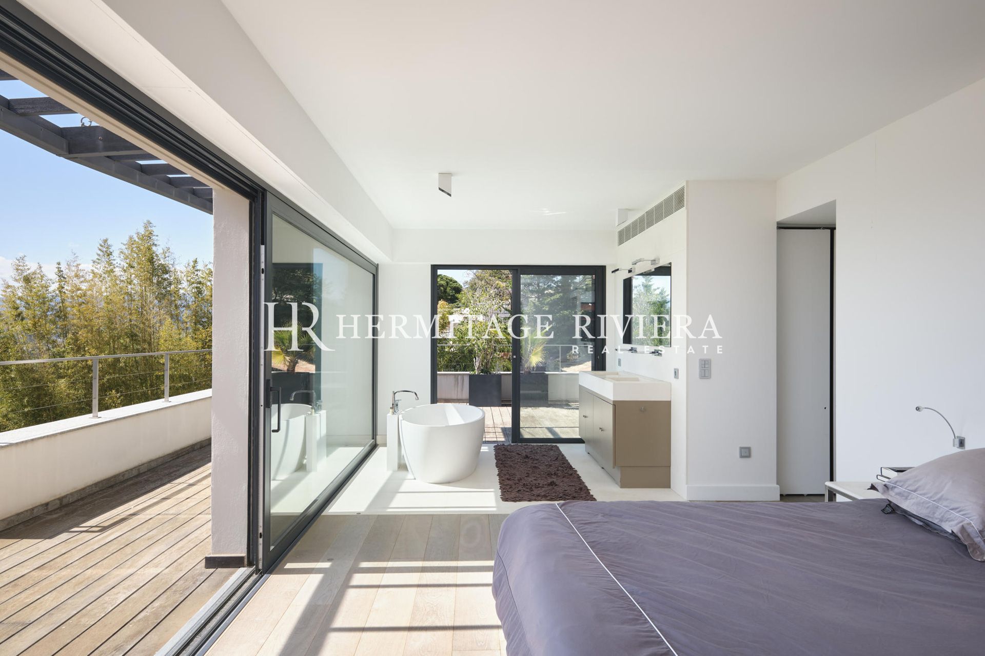 Propiedad moderna - Vistas al mar - Piscina (imagen 18)