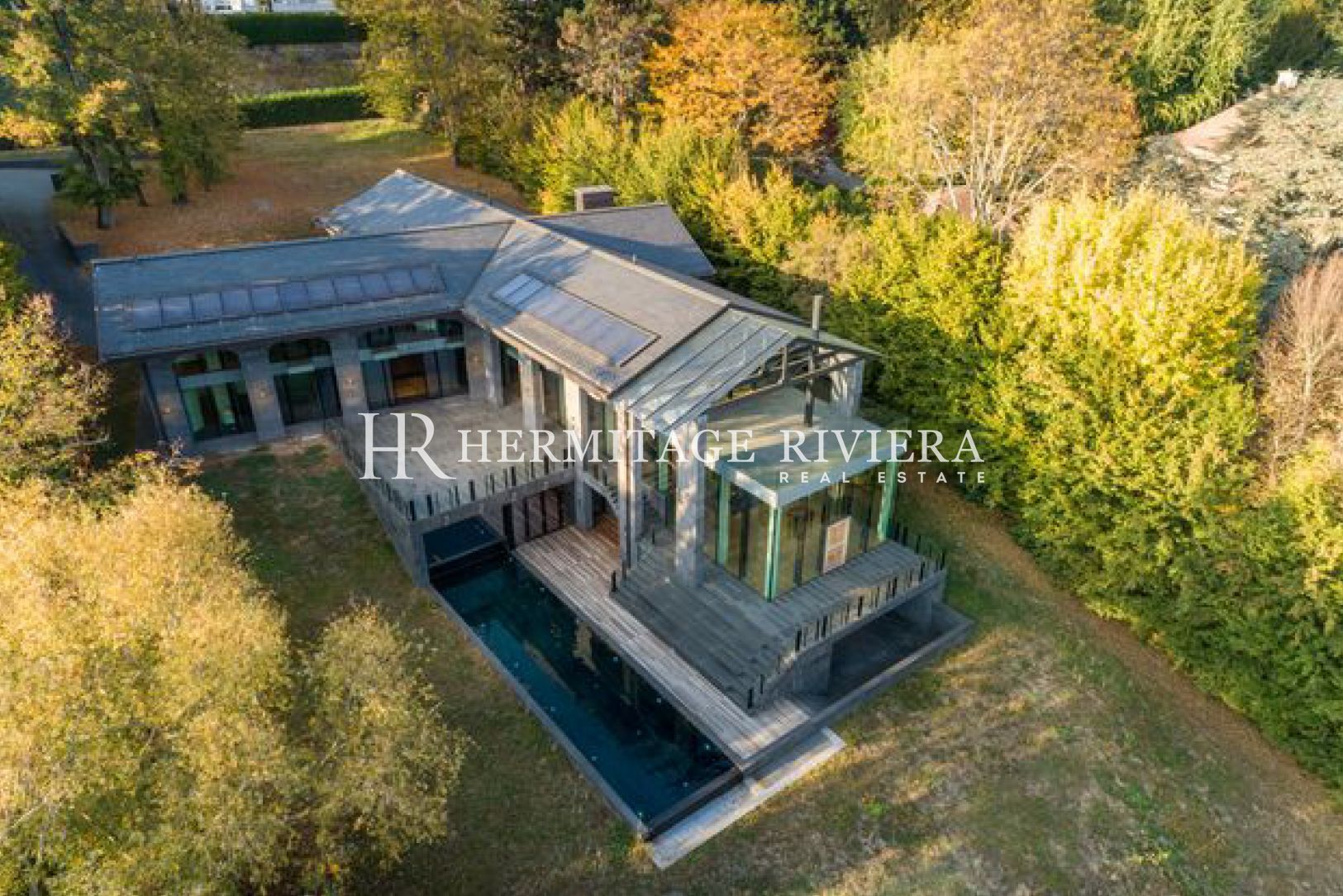 New waterfront mansion - Private beach  (image 12)