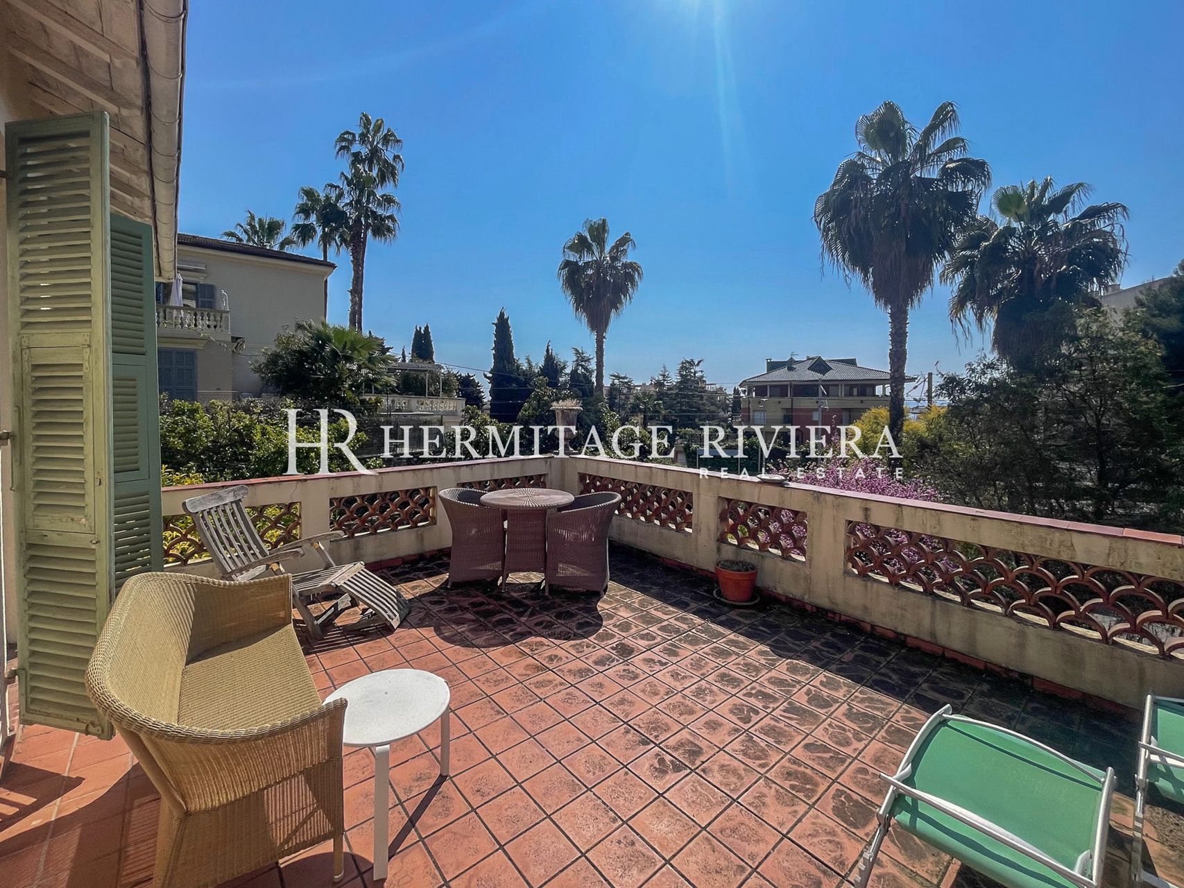 Charmerende villa fra en periode - Tæt på strandpromenaden - Rolig (billede 3)