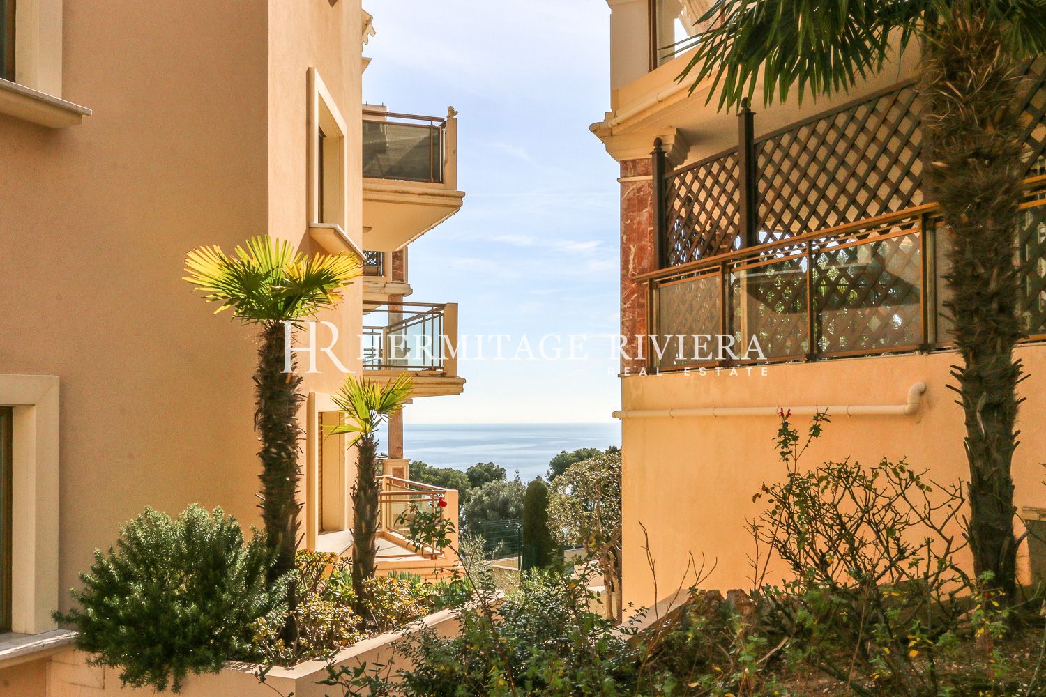 1 bedroom apartment - To renovate - Views over Monaco - Spacious Terrace (image 11)
