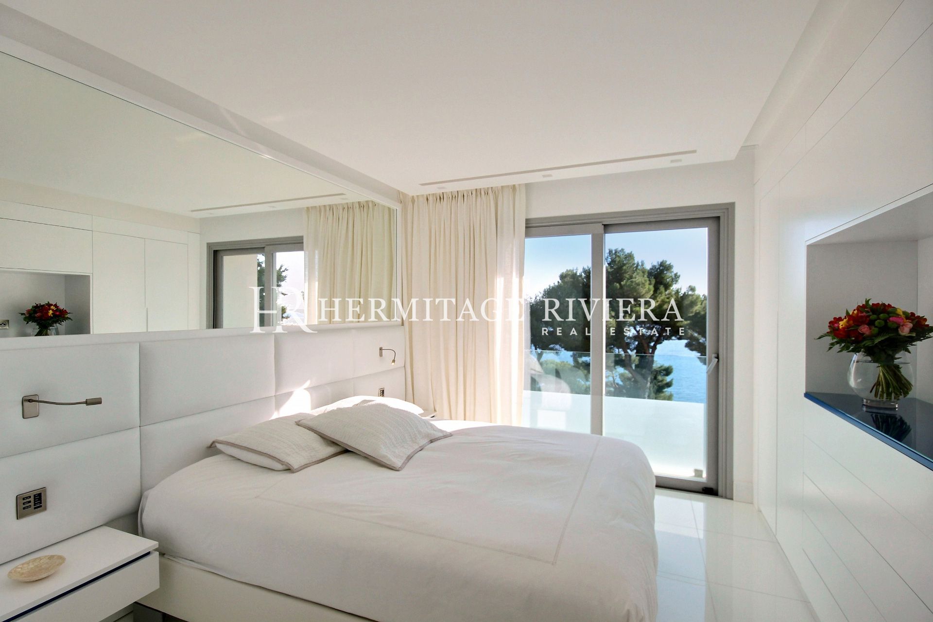 Modern villa - Sea view - Pool (image 25)