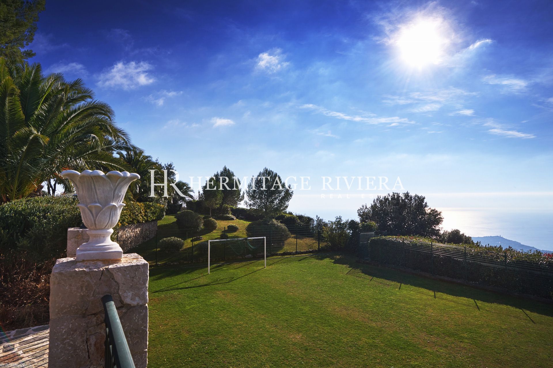 Stunning property - Tennis court - Football field - Heliport (image 24)