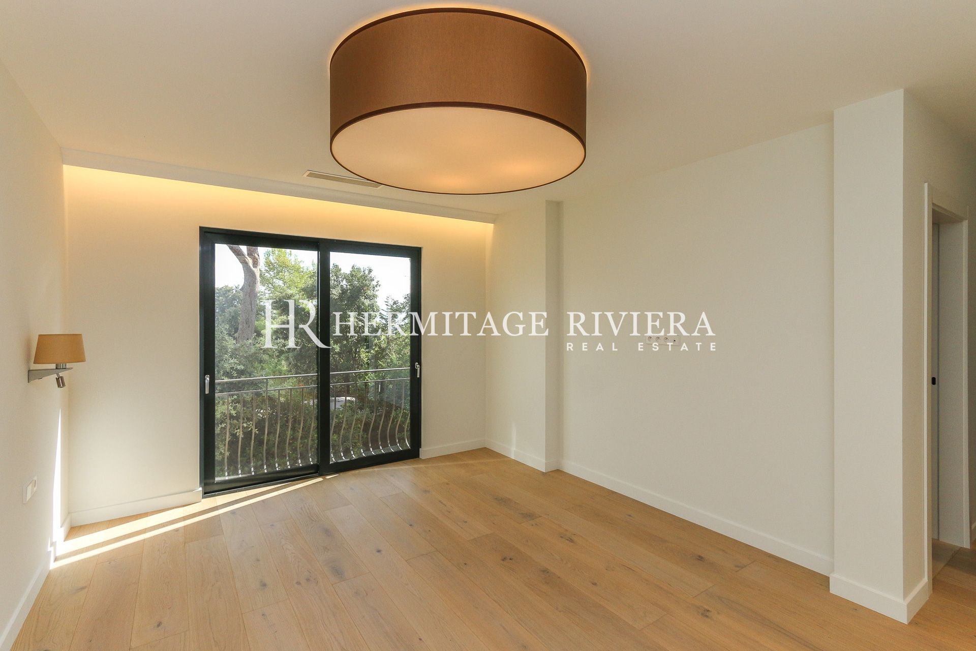 Renovert villa - Basseng - Hage - Havutsikt (bilde 17)
