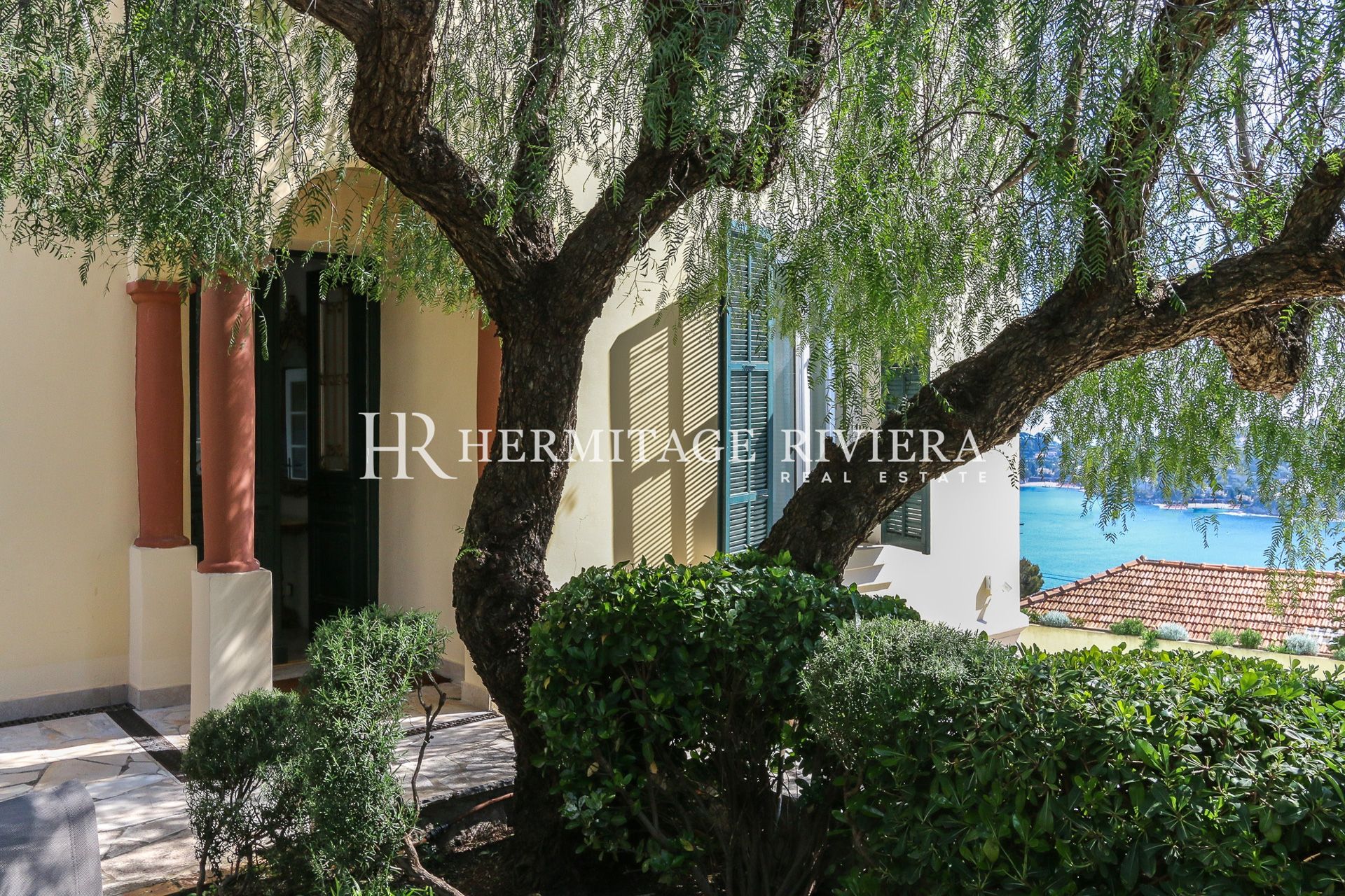 优雅的别墅,享有壮丽的景色 (图片 3)