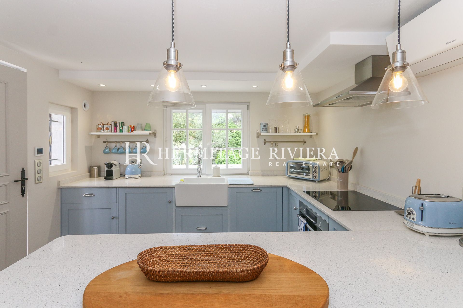 Villa ristrutturata - Vista sul paese - Piscina (immagine 27)