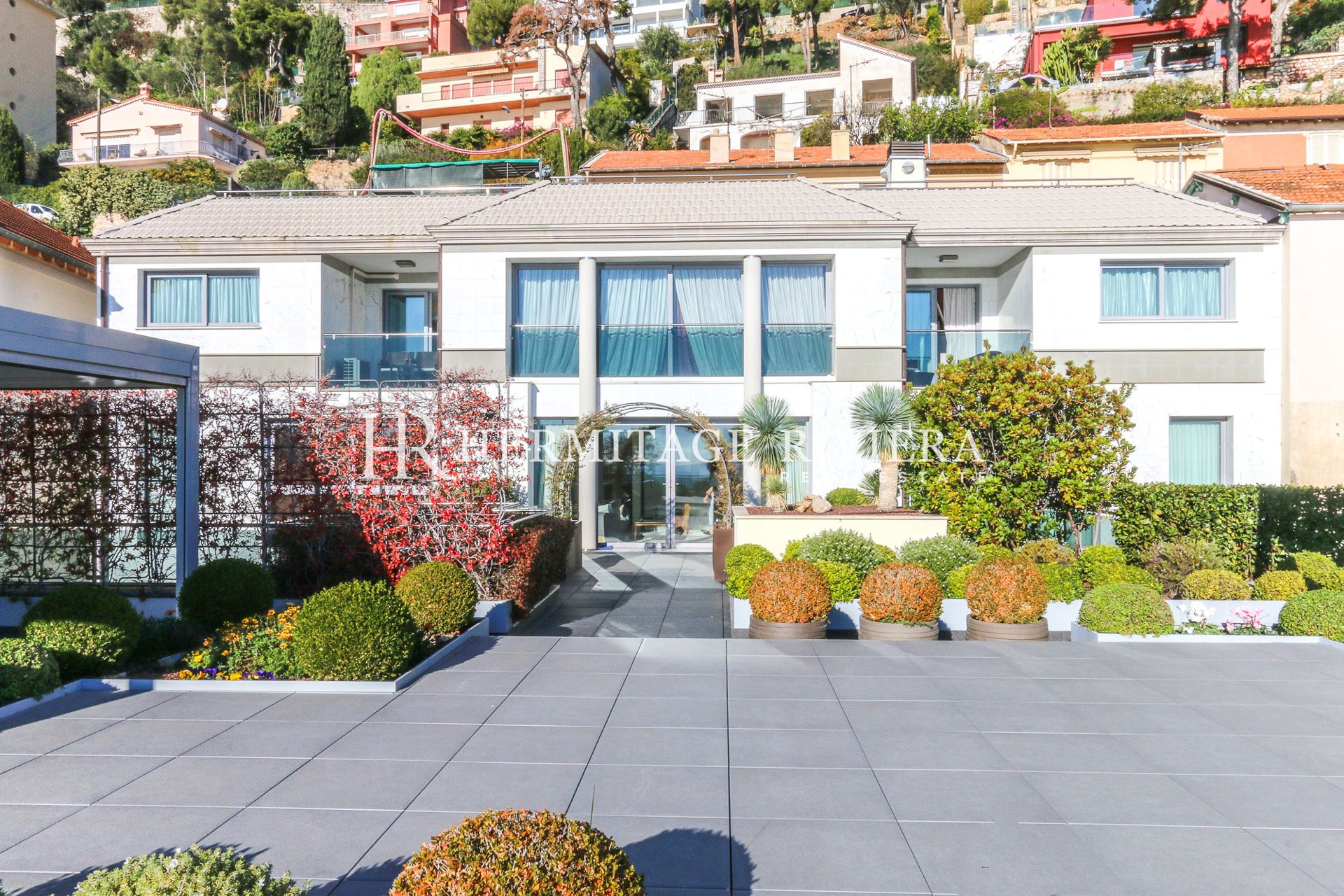3 bedroom apartment - Sea vue - Terrace - Border with Monaco (image 1)
