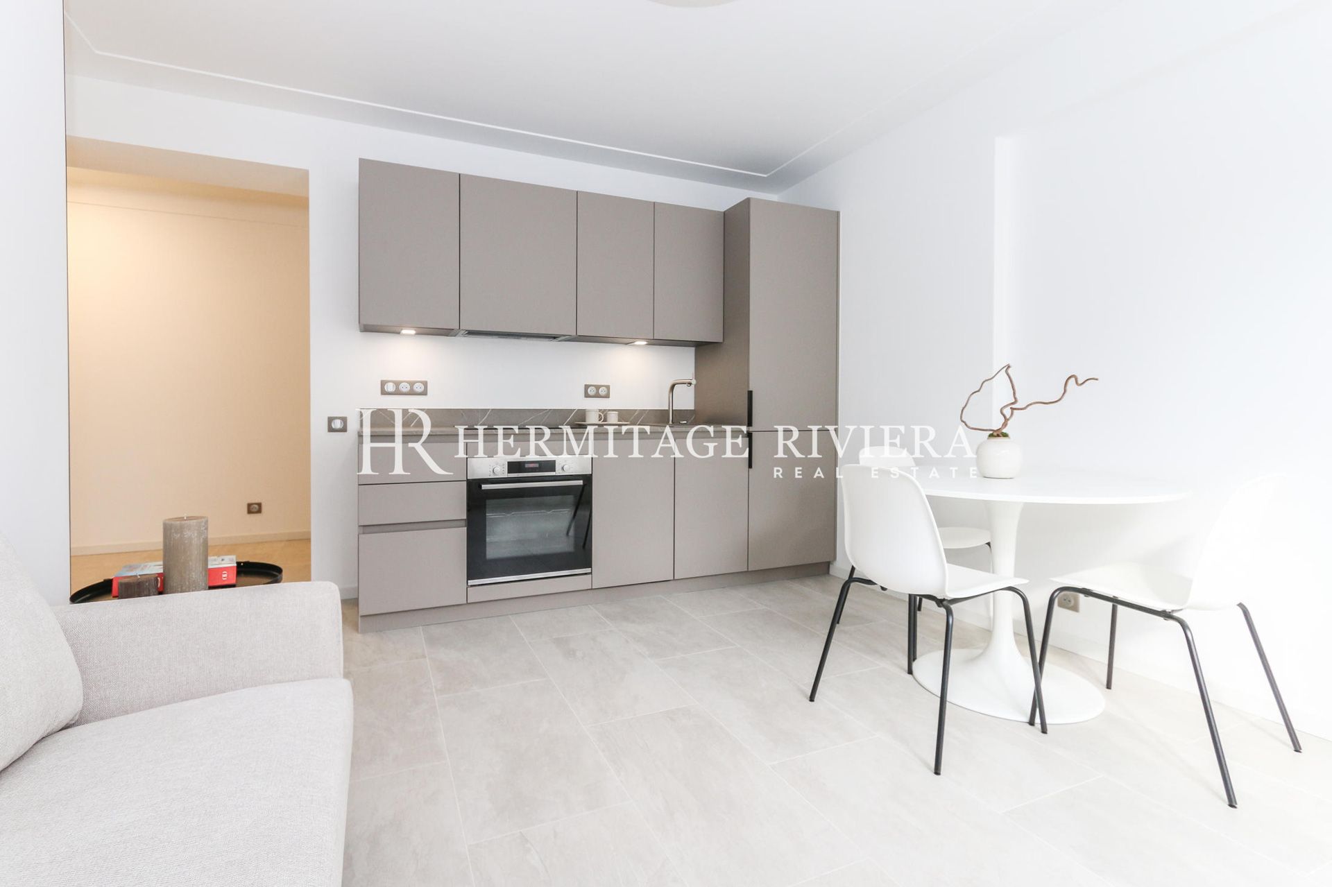 1 bedroom apartment - Renovated - Open-air terrace (image 5)