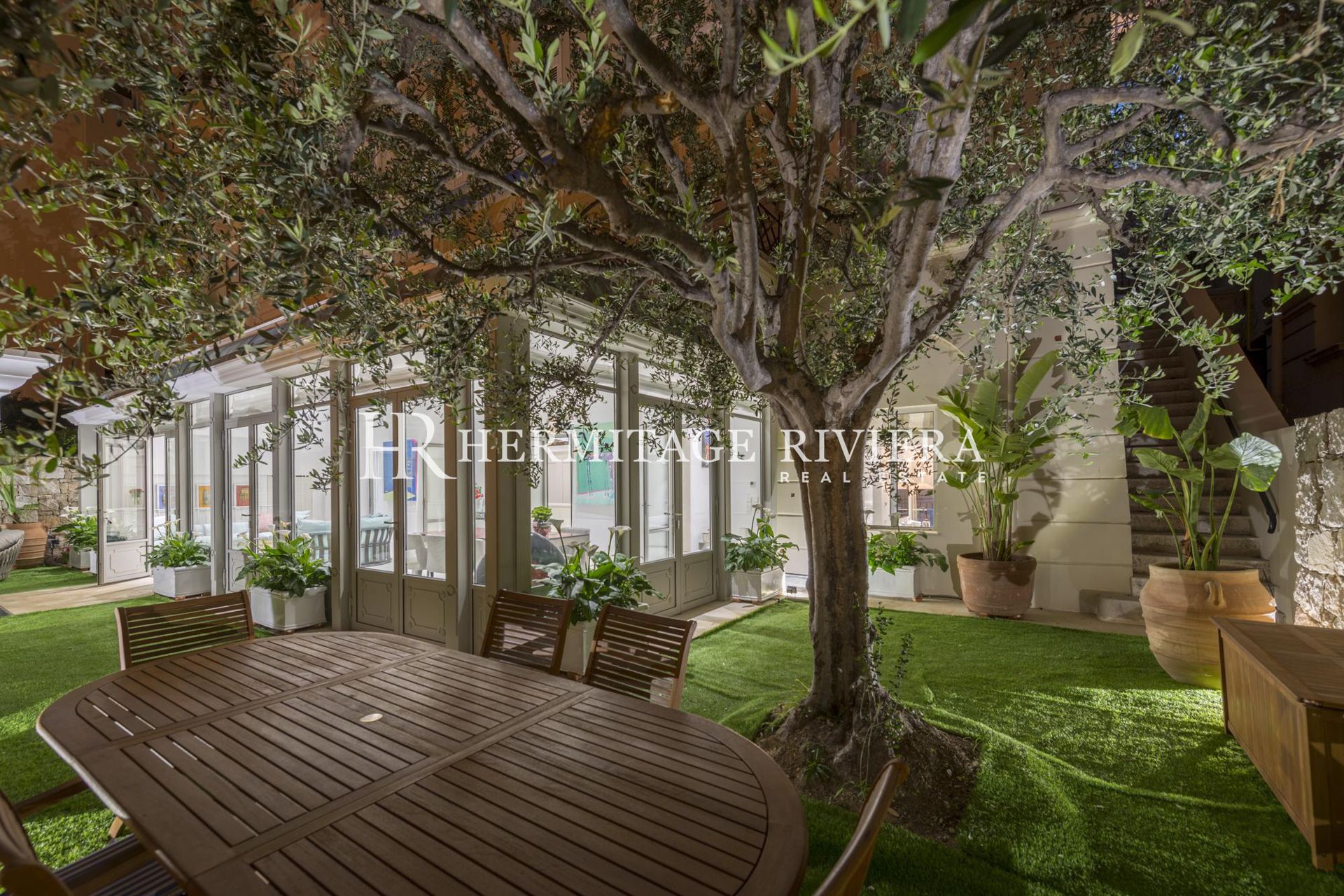 3 bedroom apartment - Luxury apartment - Terrace (image 18)