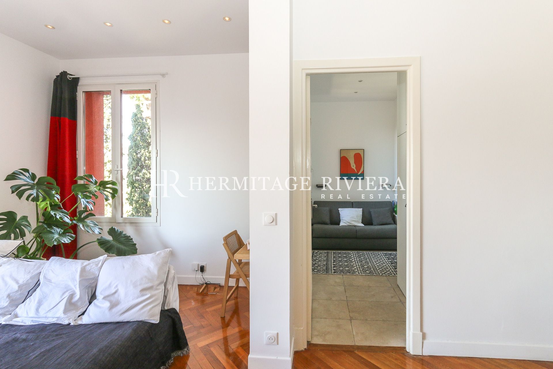Two bedroom apartment - Roof terrace - View sea and port (image 11)