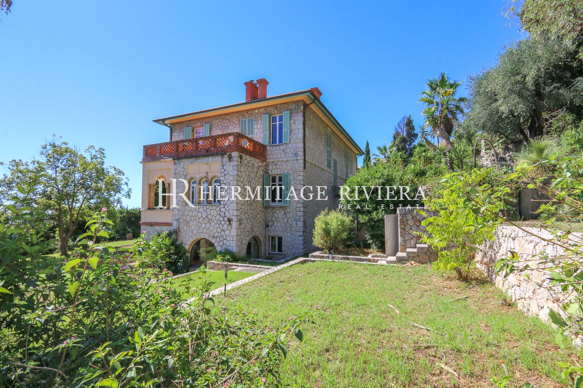 Elegant 19th century stone mansion with sea view (image 9)