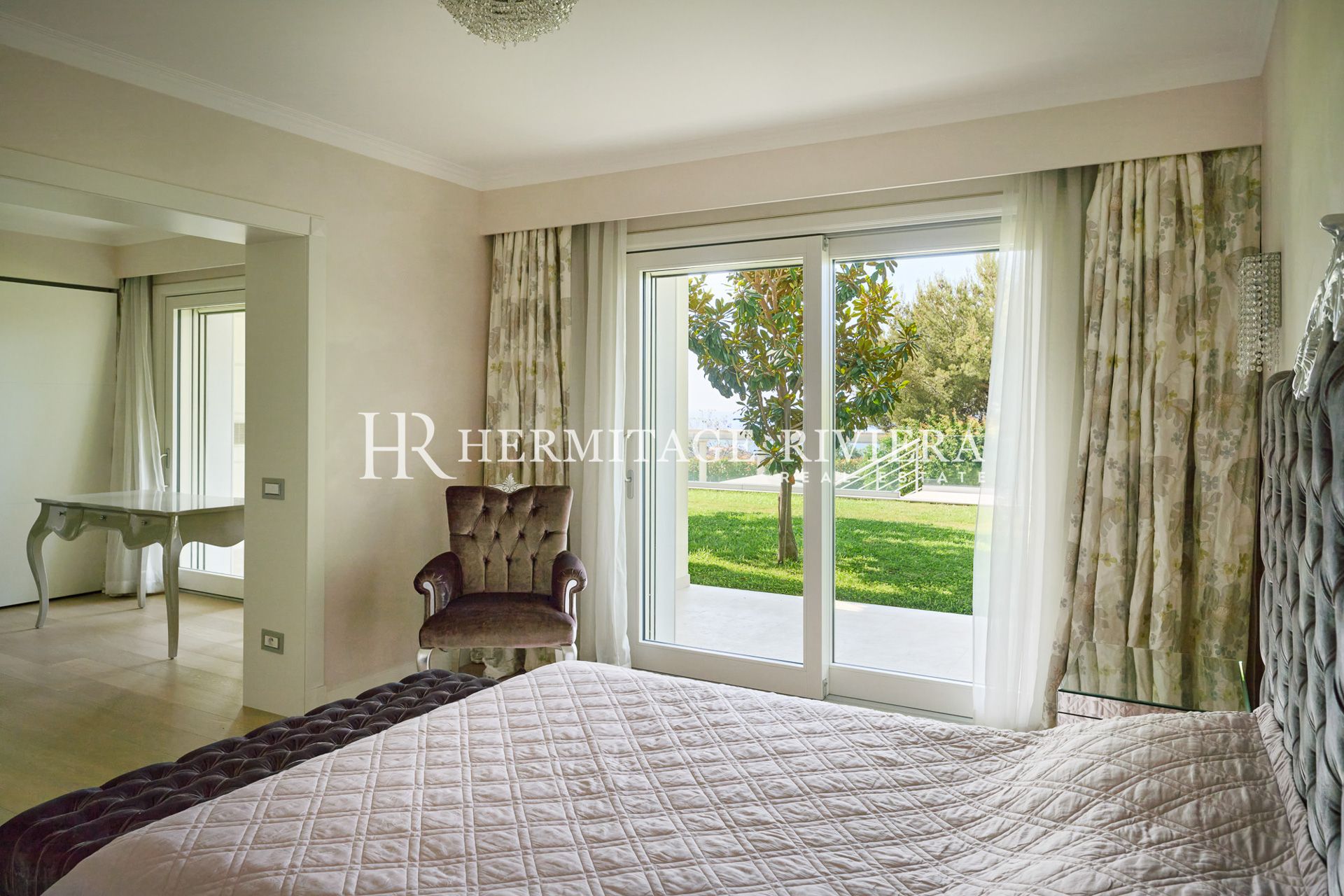 Владение из двух современных вилл - Вид на море - Бассейн (изображение 32)