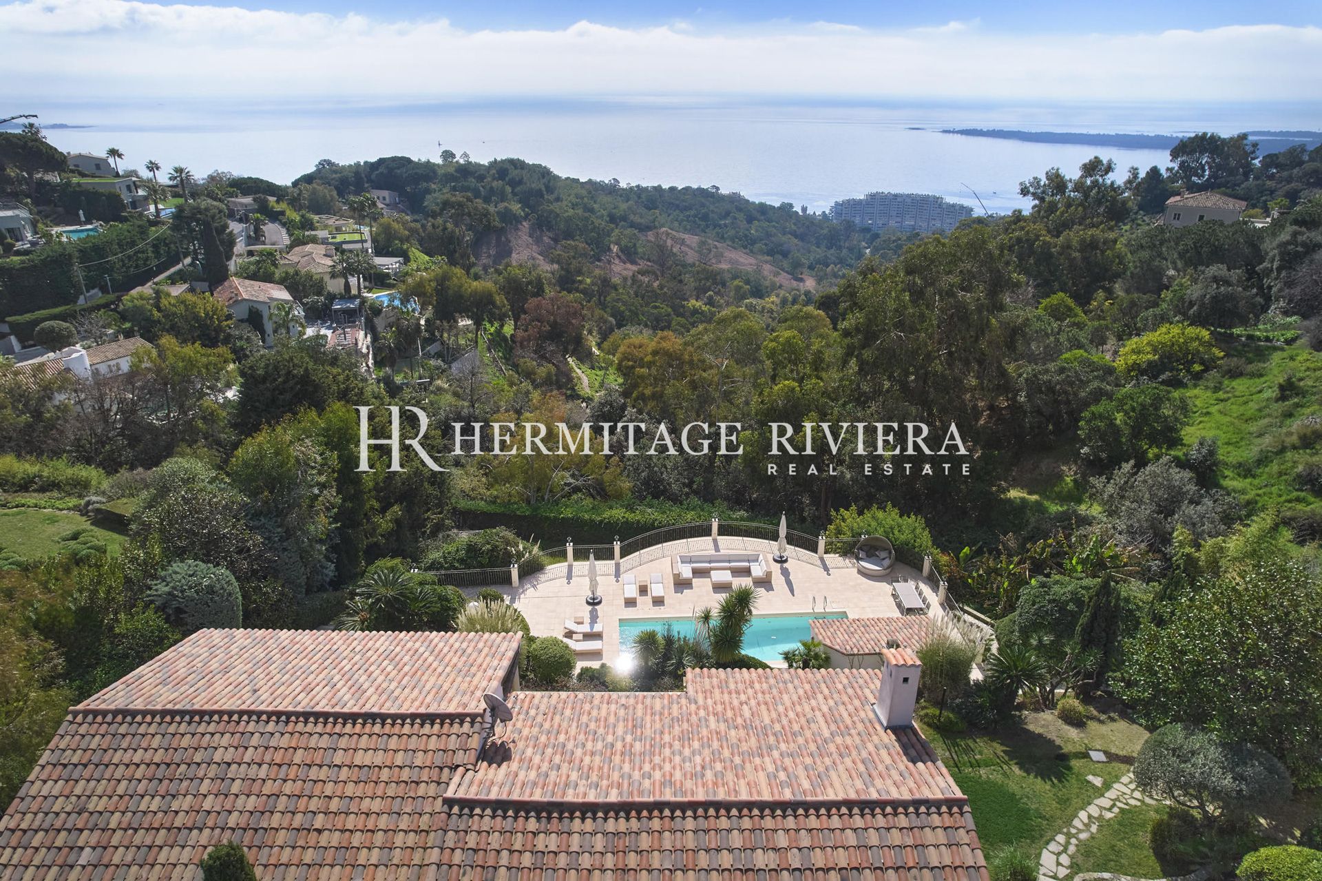 Красивое владение с видом на море (изображение 8)